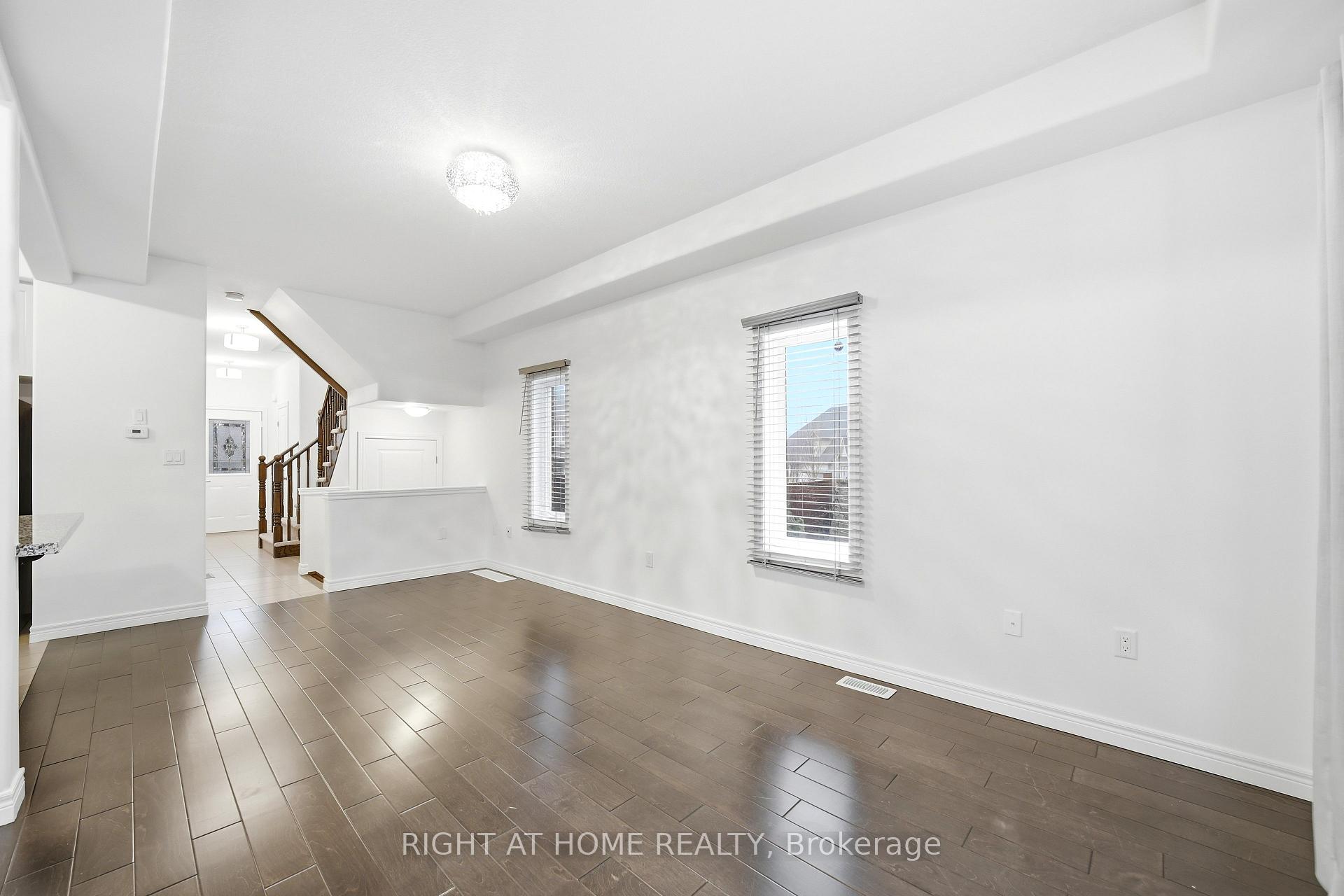 Photo 12 of 32 Rolling Lane, Hamilton, Vincent — HOMEH