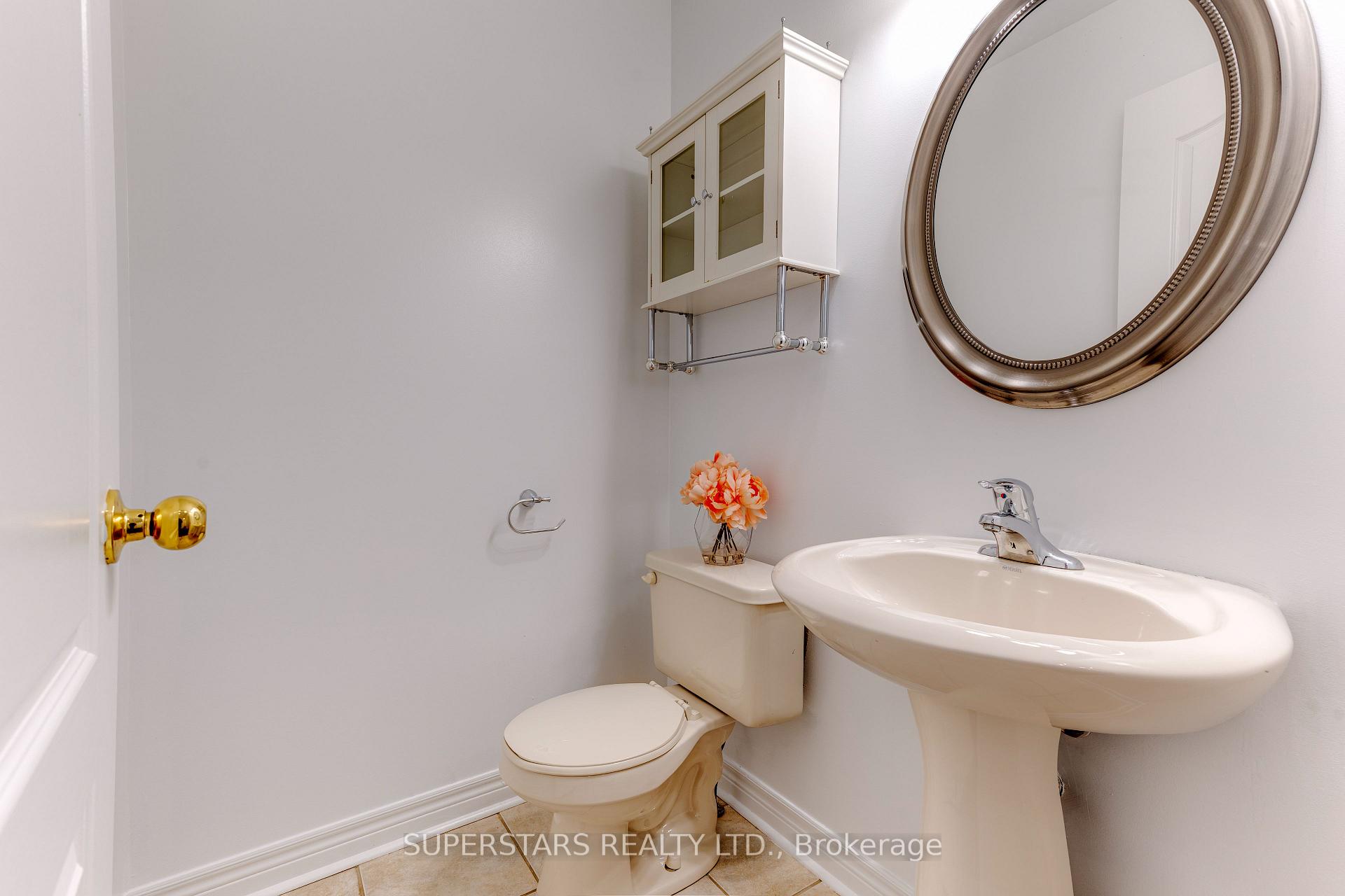 Photo 10 of 87 Twin Streams Road, Whitby, Williamsburg — HOMEH