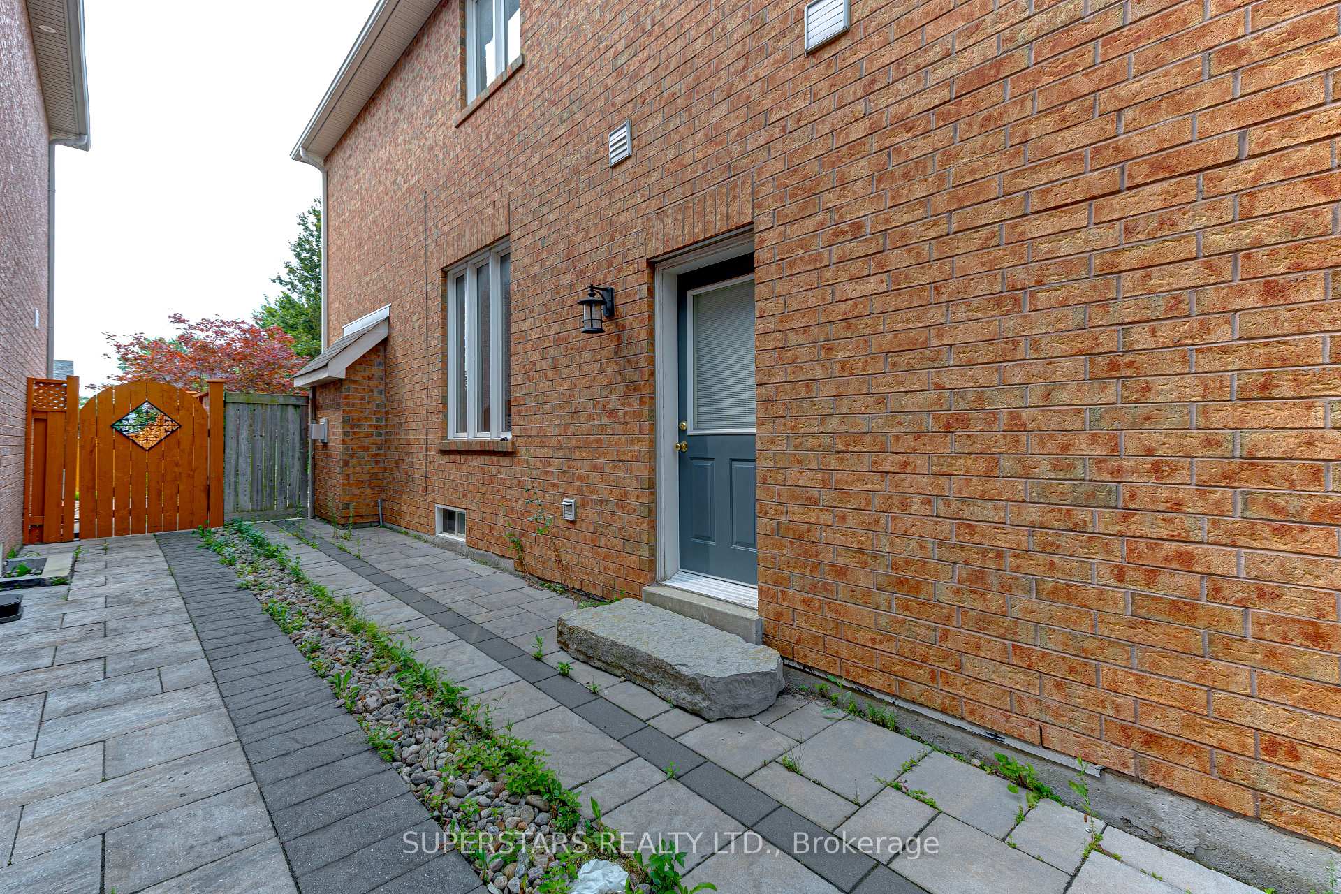 Photo 36 of 87 Twin Streams Road, Whitby, Williamsburg — HOMEH