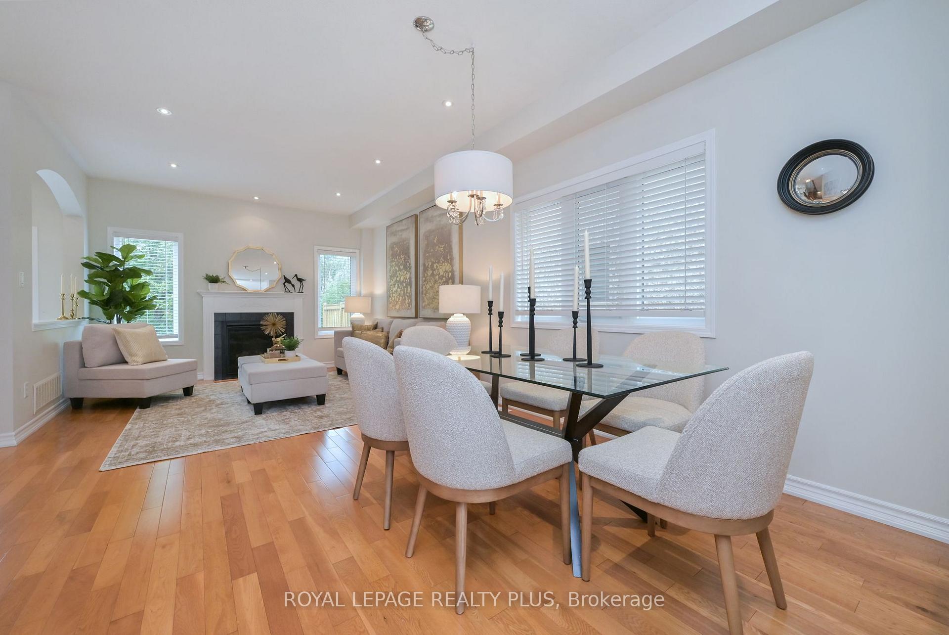 Photo 3 of 3083 Ferguson Drive, Burlington, Alton — HOMEH