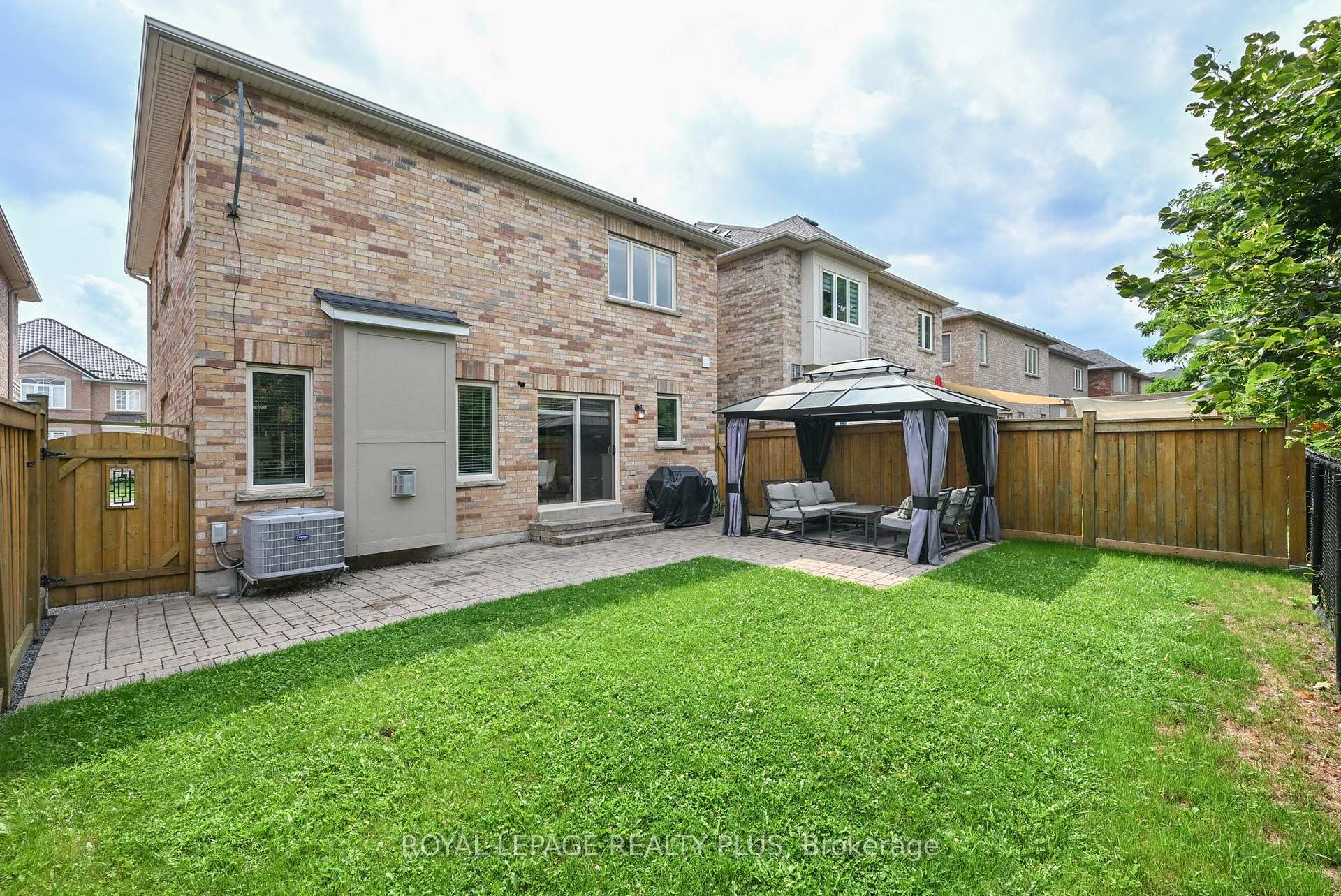 Photo 34 of 3083 Ferguson Drive, Burlington, Alton — HOMEH