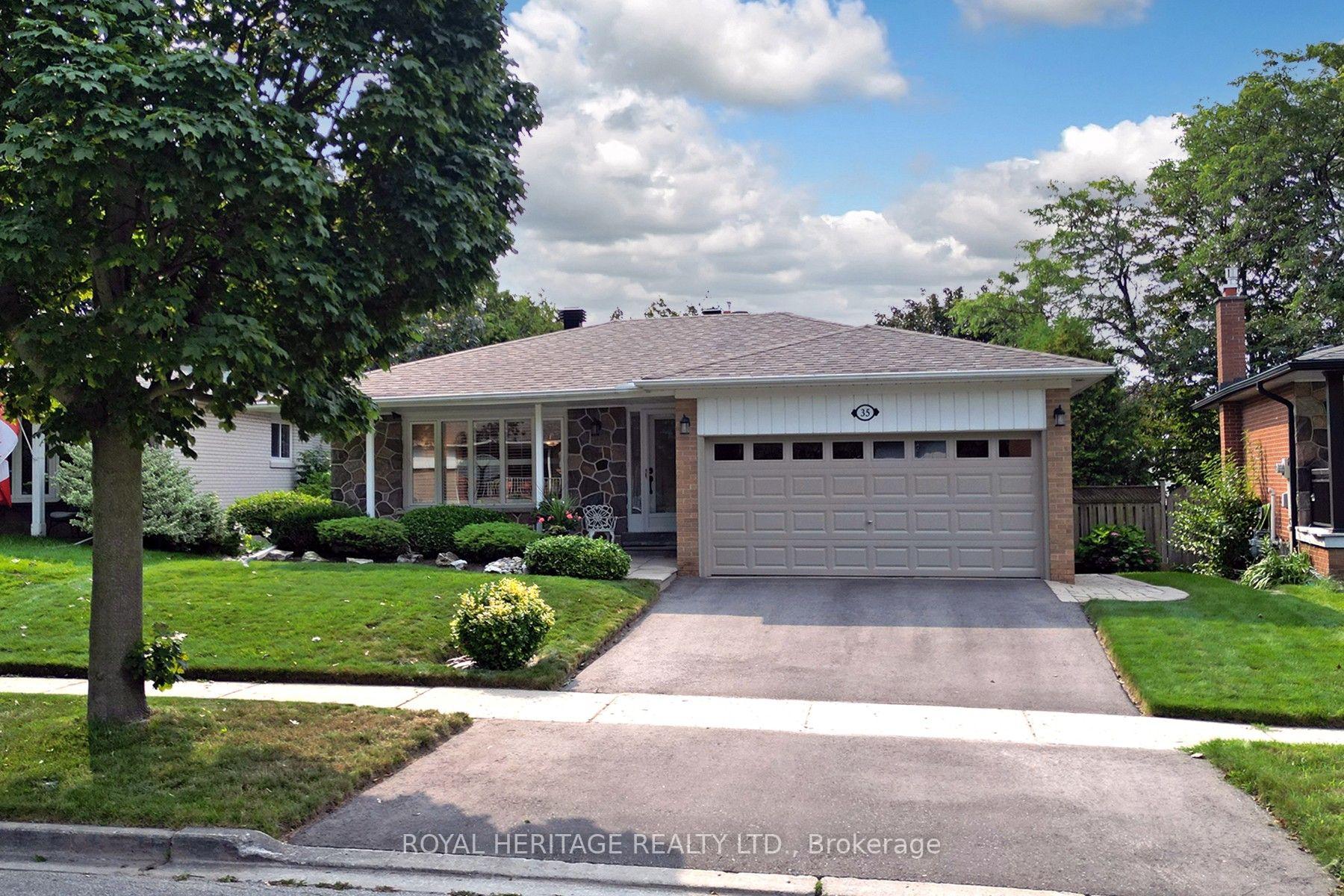 Photo 2 of 35 Langevin Crescent, Scarborough, Centennial Scarborough — HOMEH