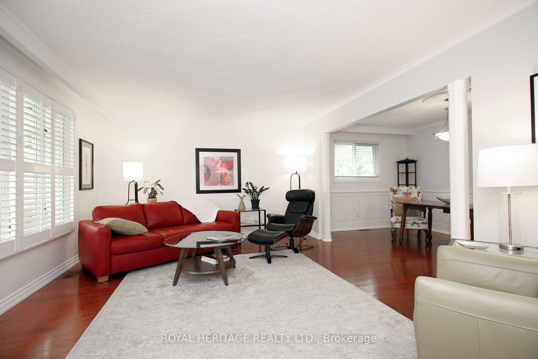 Photo 12 of 35 Langevin Crescent, Scarborough, Centennial Scarborough — HOMEH