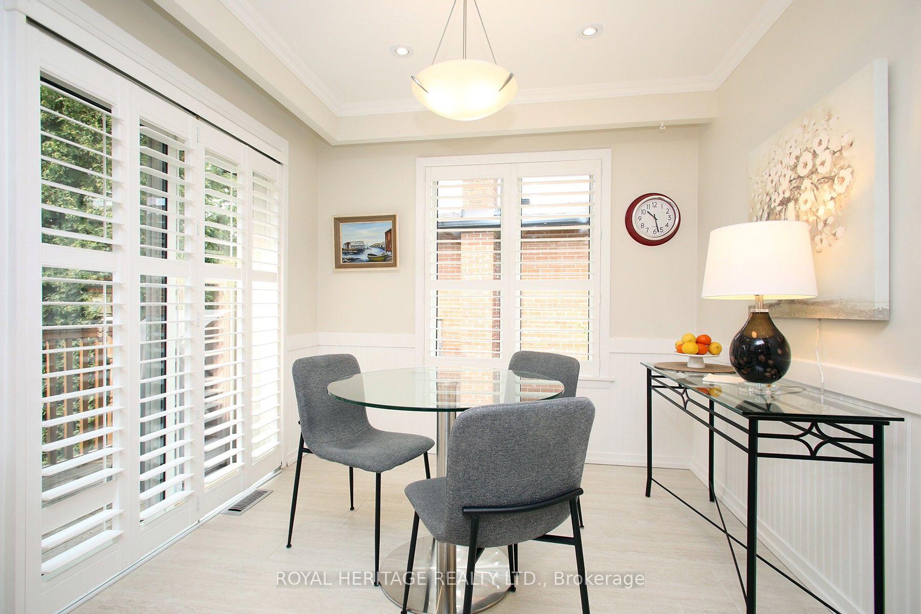 Photo 21 of 35 Langevin Crescent, Scarborough, Centennial Scarborough — HOMEH
