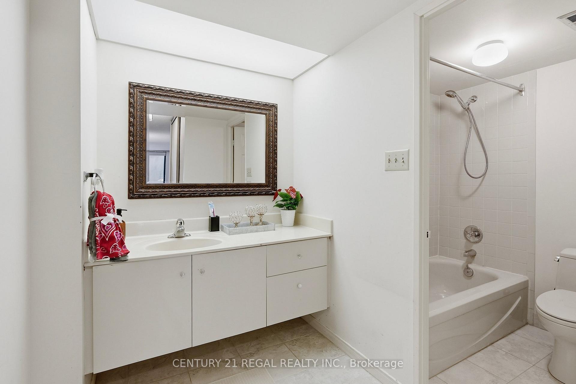 Photo 2 of Unit 306, 280 Simcoe Street, Toronto, Kensington-Chinatown — HOMEH