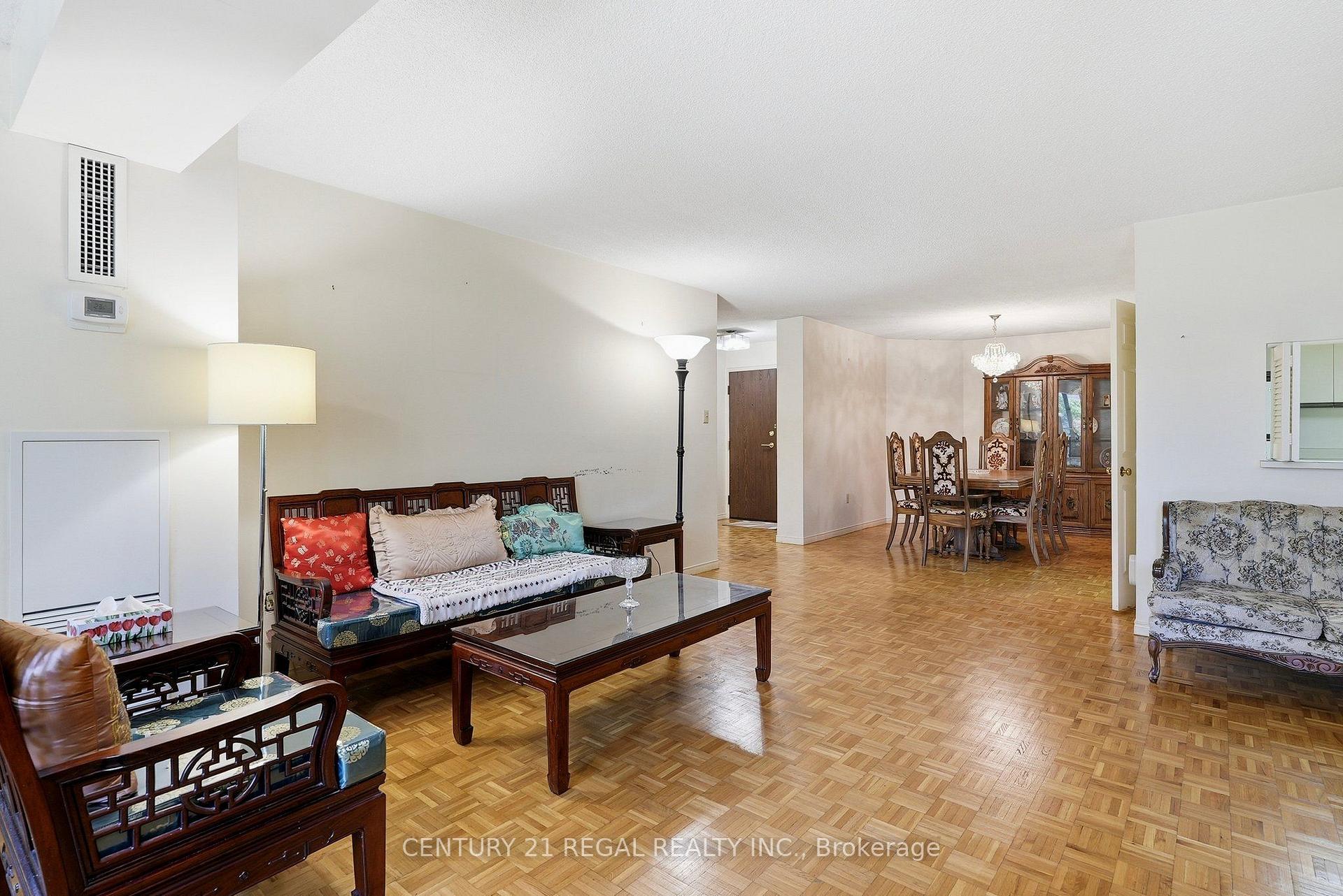 Photo 14 of Unit 306, 280 Simcoe Street, Toronto, Kensington-Chinatown — HOMEH