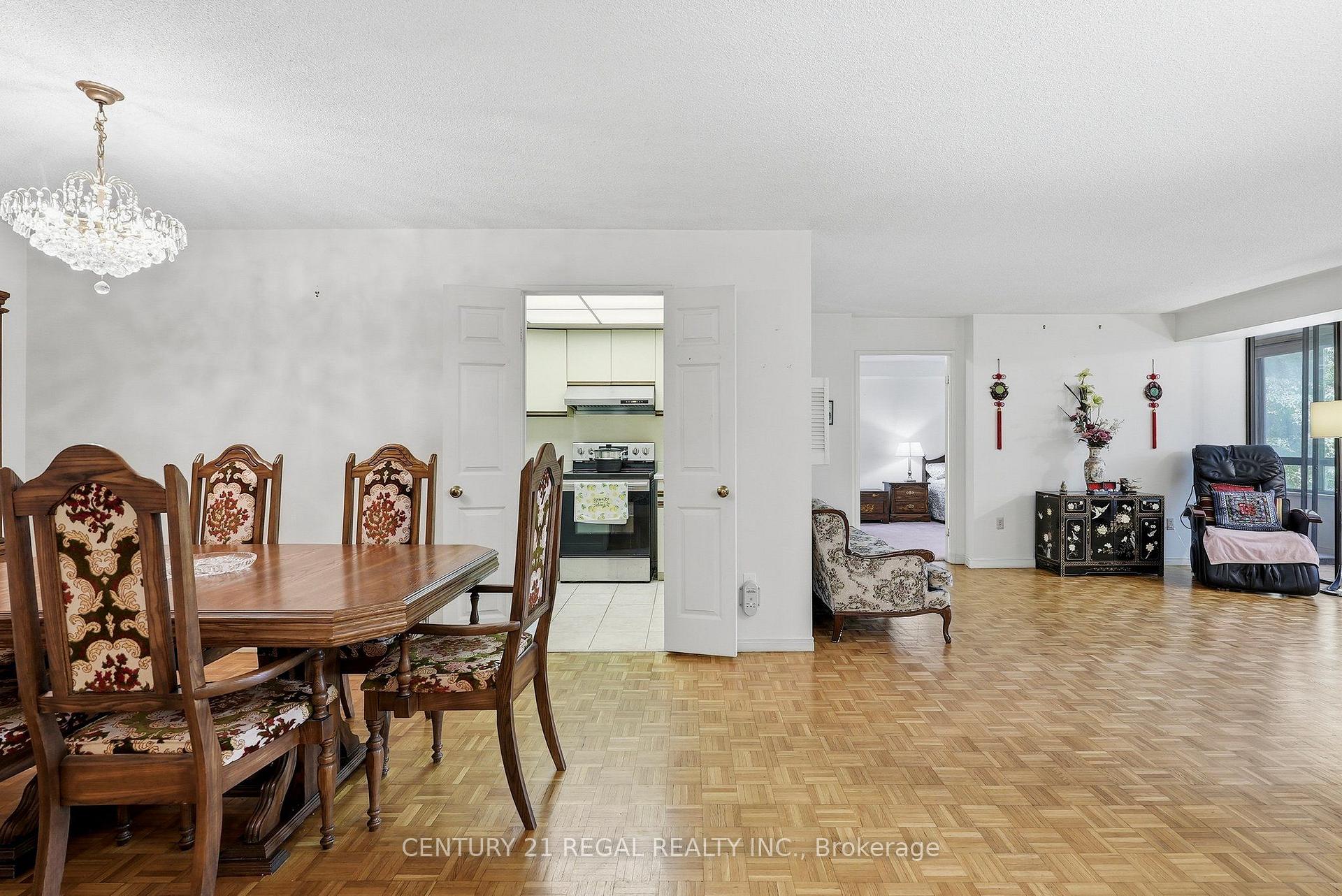 Photo 15 of Unit 306, 280 Simcoe Street, Toronto, Kensington-Chinatown — HOMEH
