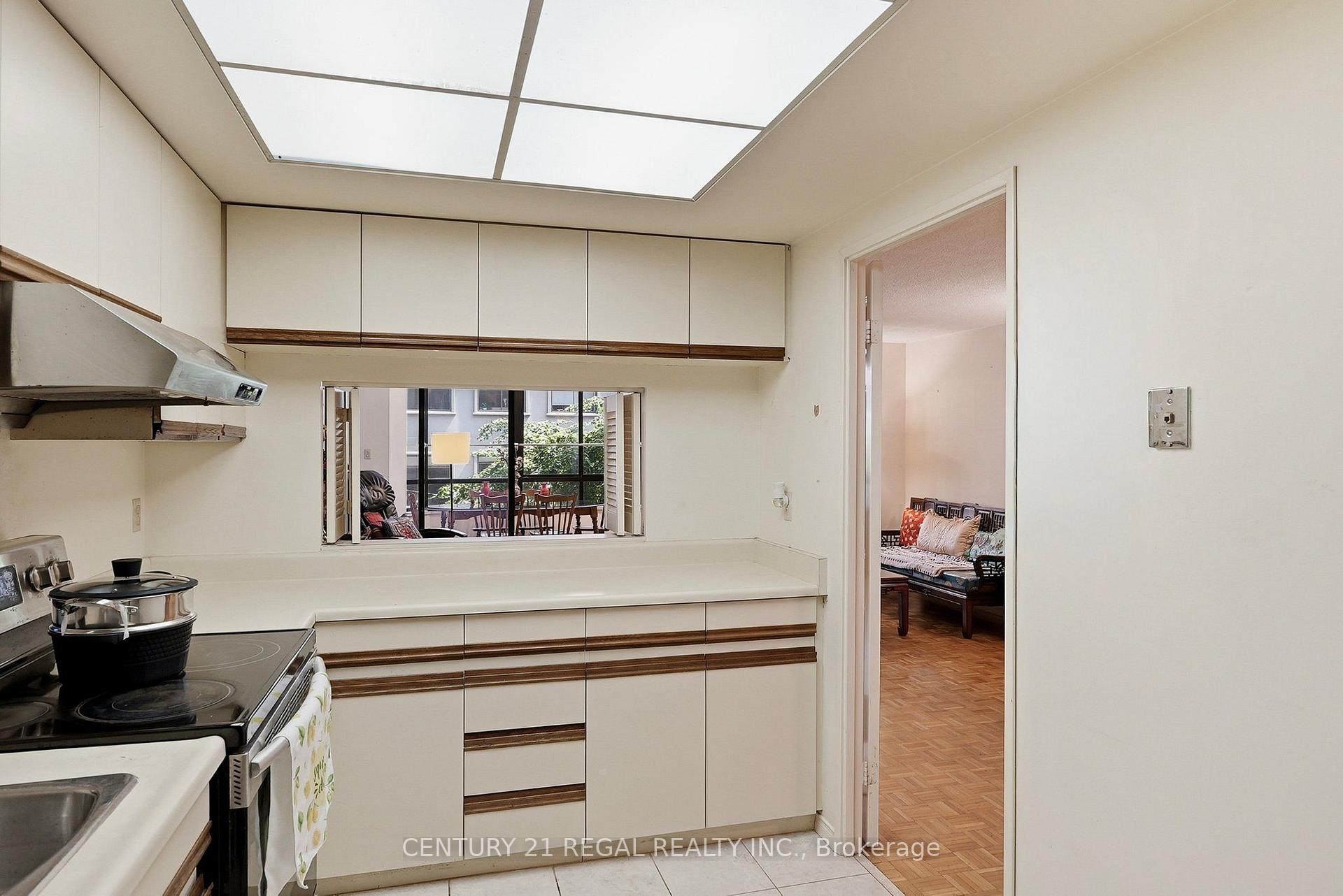 Photo 19 of Unit 306, 280 Simcoe Street, Toronto, Kensington-Chinatown — HOMEH