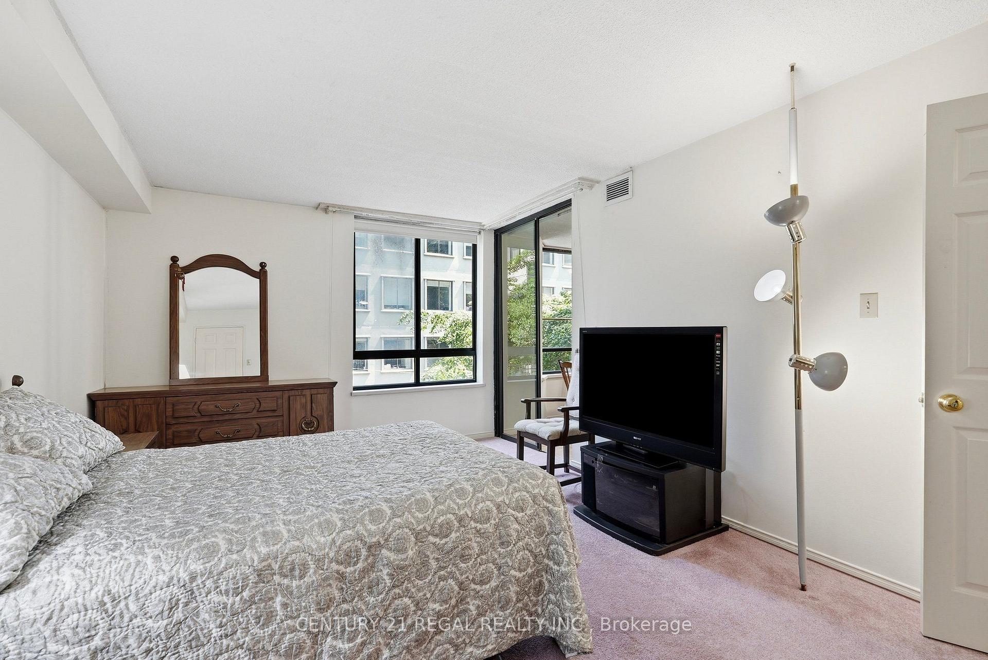 Photo 24 of Unit 306, 280 Simcoe Street, Toronto, Kensington-Chinatown — HOMEH