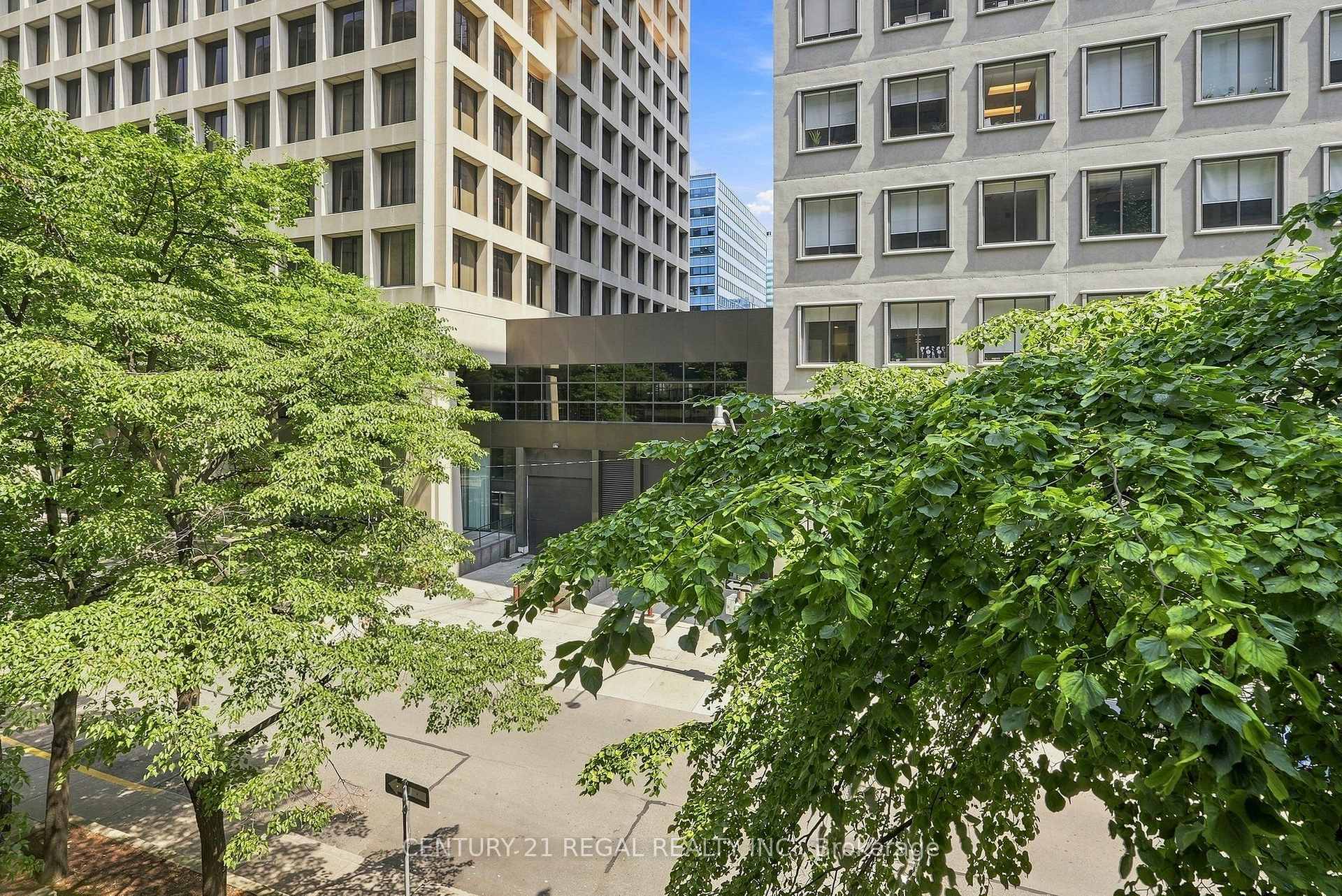 Photo 36 of Unit 306, 280 Simcoe Street, Toronto, Kensington-Chinatown — HOMEH
