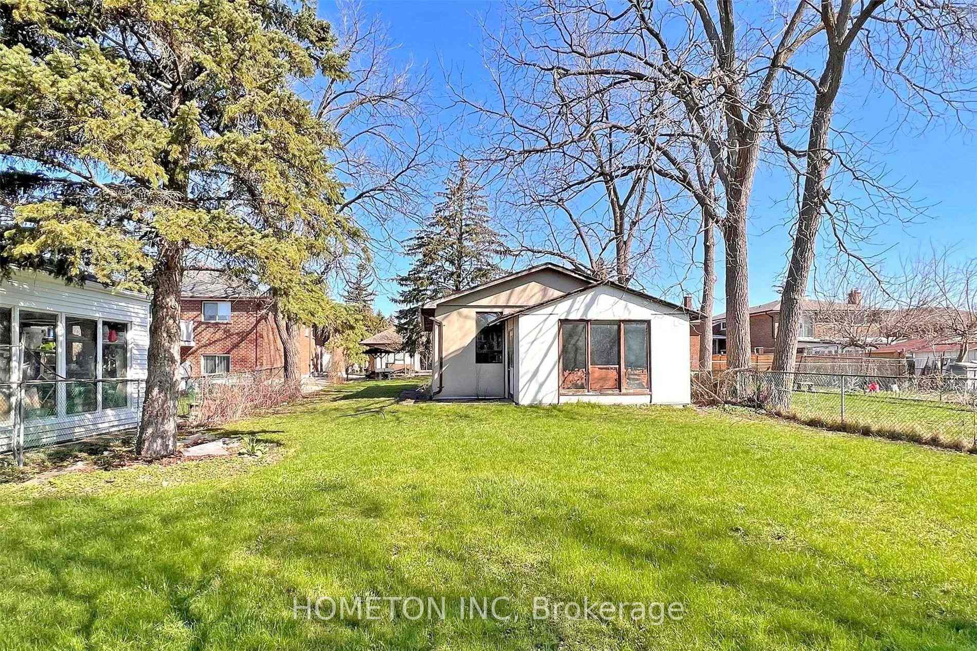Photo 32 of 95 Yongehurst Road, Richmond Hill, North Richvale — HOMEH