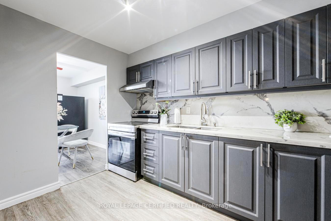 Photo 13 of Unit 1208, 1 Massey Square, Toronto, Crescent Town — HOMEH