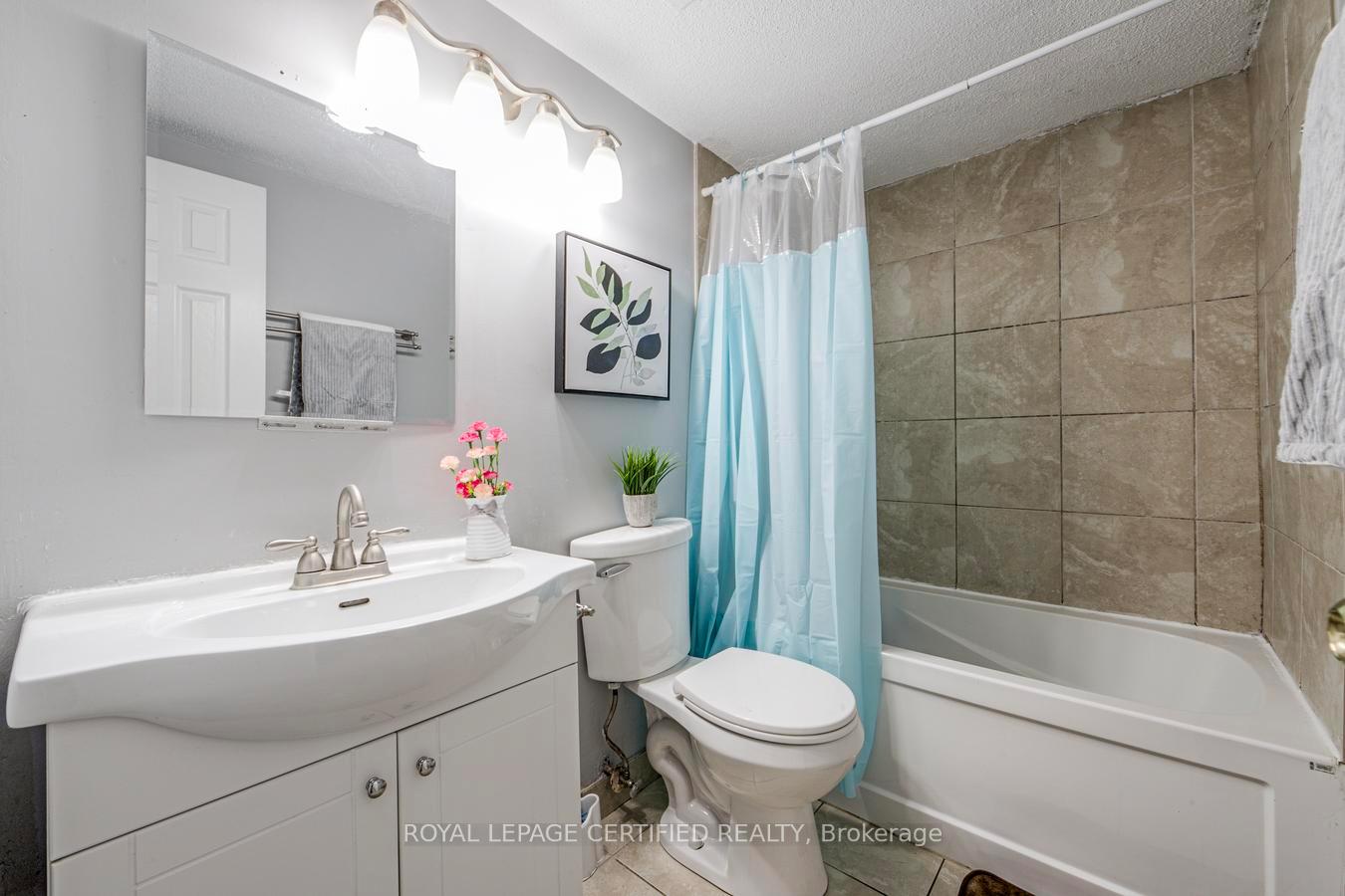 Photo 20 of Unit 1208, 1 Massey Square, Toronto, Crescent Town — HOMEH