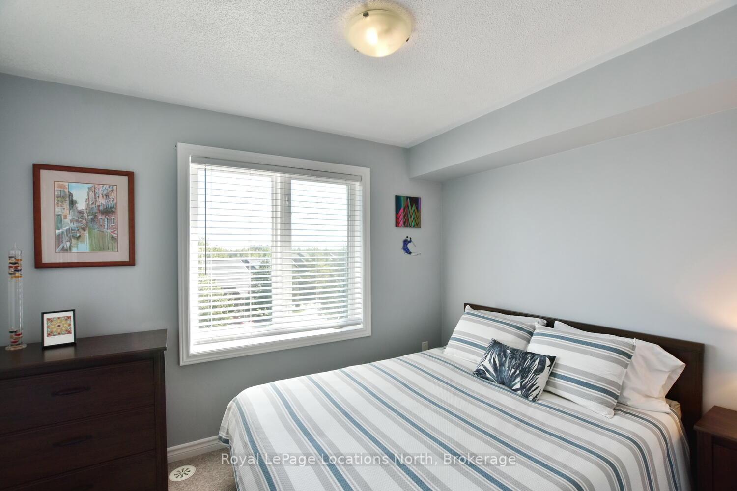 Photo 6 of 30 Joseph Trail, Collingwood — HOMEH