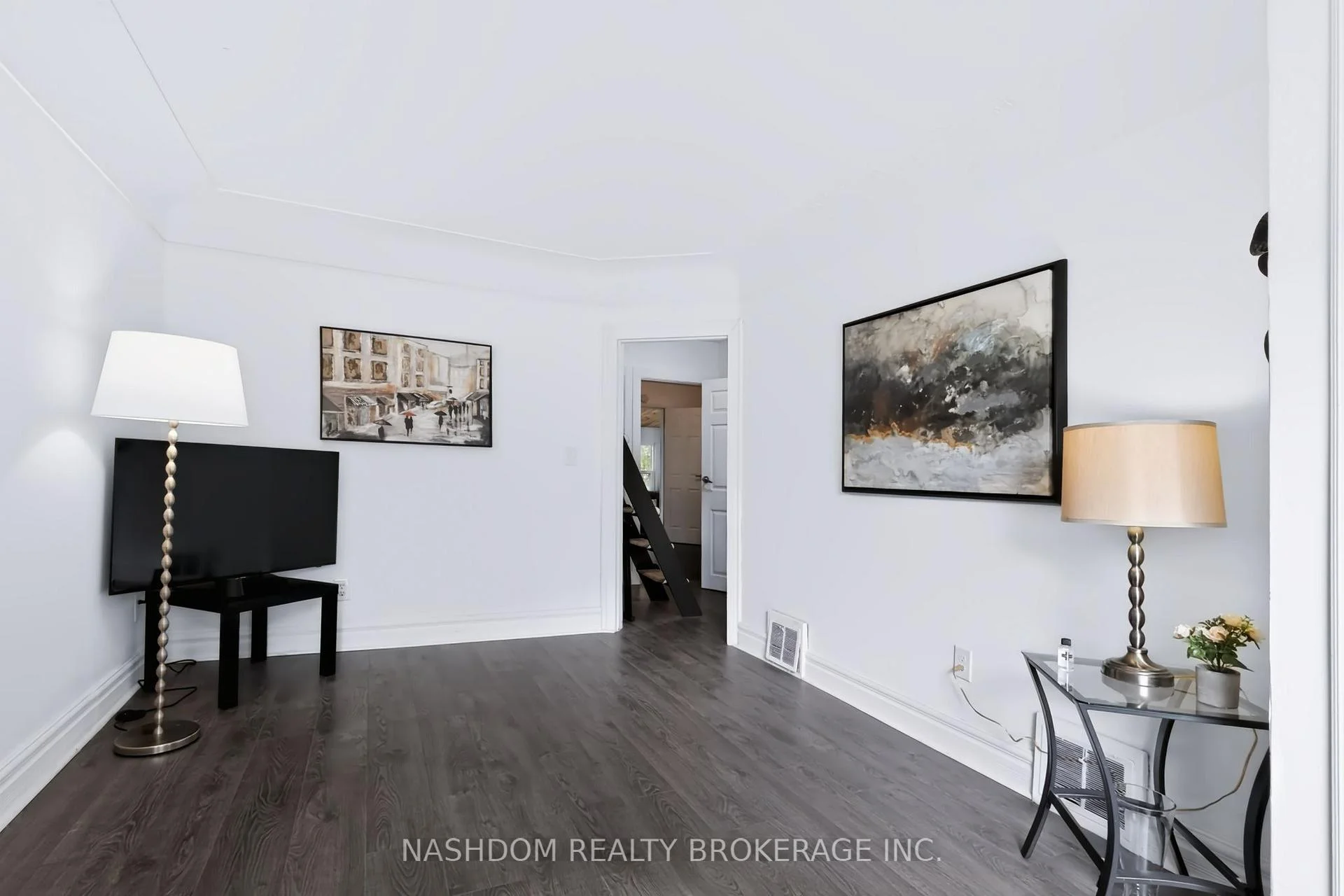 Photo 8 of 703 Brighton Avenue, Hamilton, Parkview — HOMEH