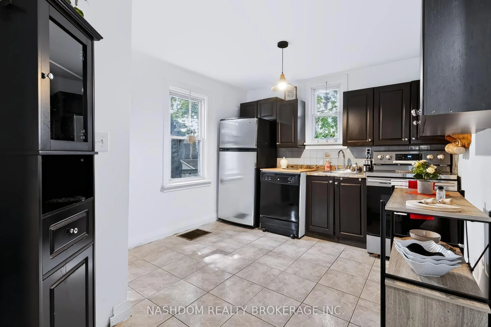Photo 16 of 703 Brighton Avenue, Hamilton, Parkview — HOMEH