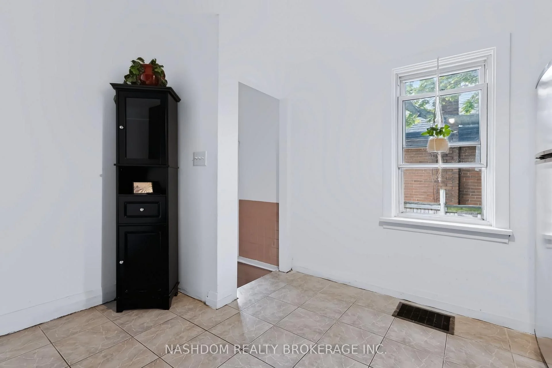 Photo 20 of 703 Brighton Avenue, Hamilton, Parkview — HOMEH