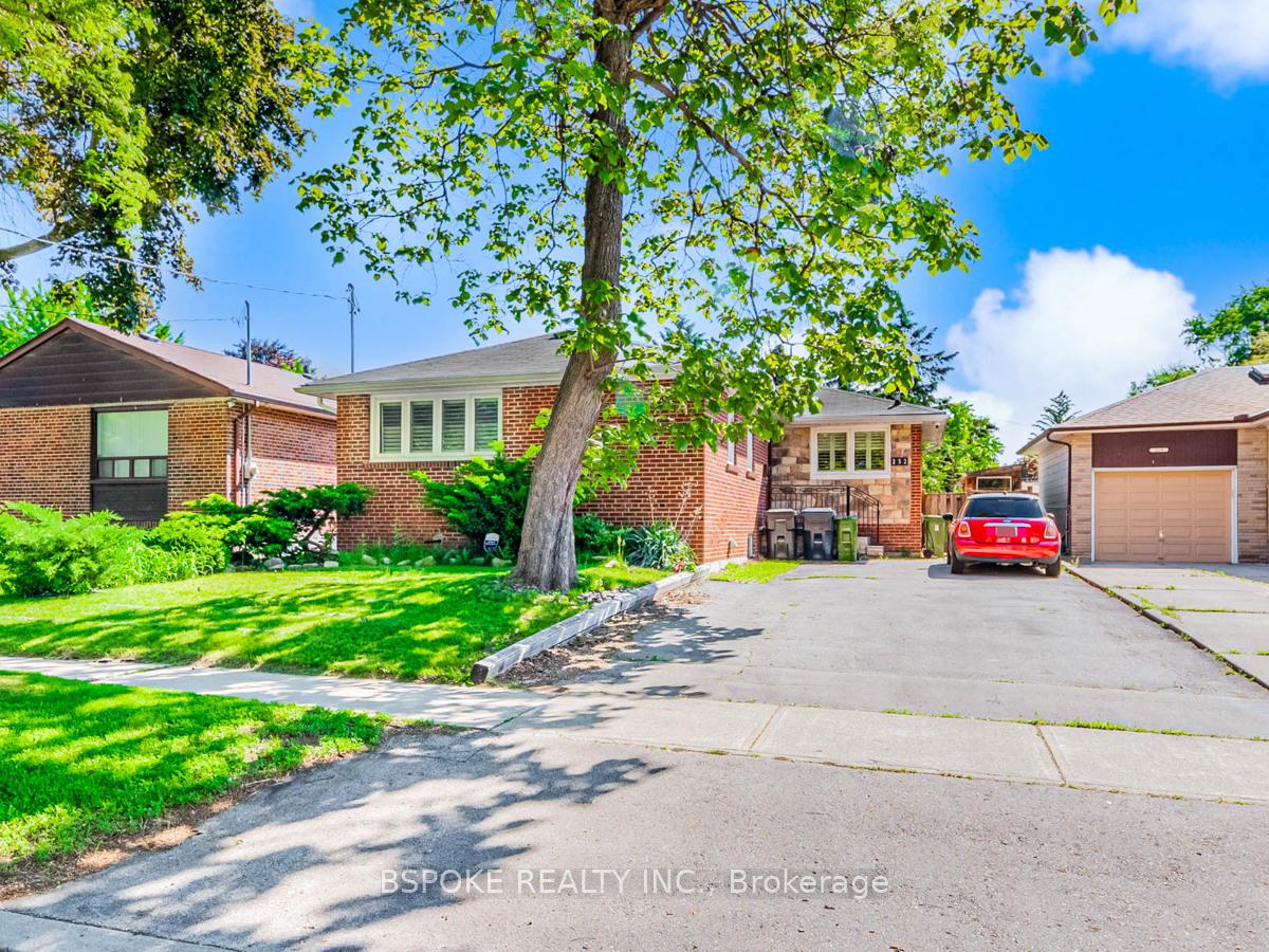 Photo 1 of Unit Upper, 252 Thistle Down Boulevard, Etobicoke, Thistletown-Beaumonde Heights — HOMEH