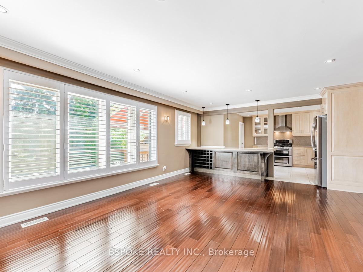 Photo 5 of Unit Upper, 252 Thistle Down Boulevard, Etobicoke, Thistletown-Beaumonde Heights — HOMEH