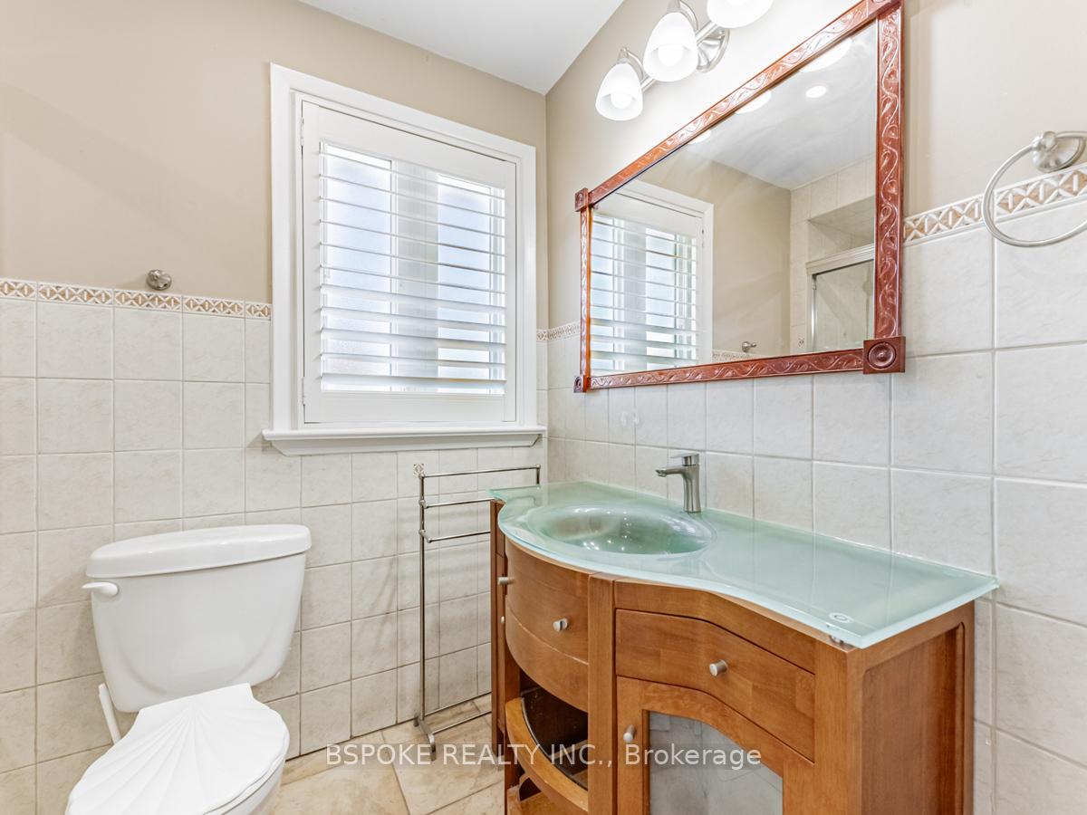 Photo 23 of Unit Upper, 252 Thistle Down Boulevard, Etobicoke, Thistletown-Beaumonde Heights — HOMEH