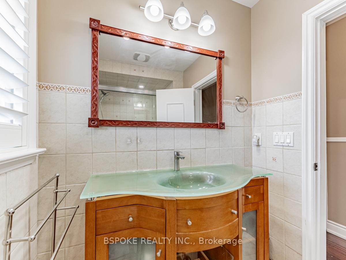 Photo 24 of Unit Upper, 252 Thistle Down Boulevard, Etobicoke, Thistletown-Beaumonde Heights — HOMEH