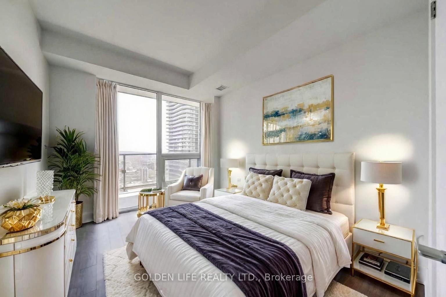 Photo 3 of Unit 3802, 955 Bay Street, Toronto, Bay Street Corridor — HOMEH