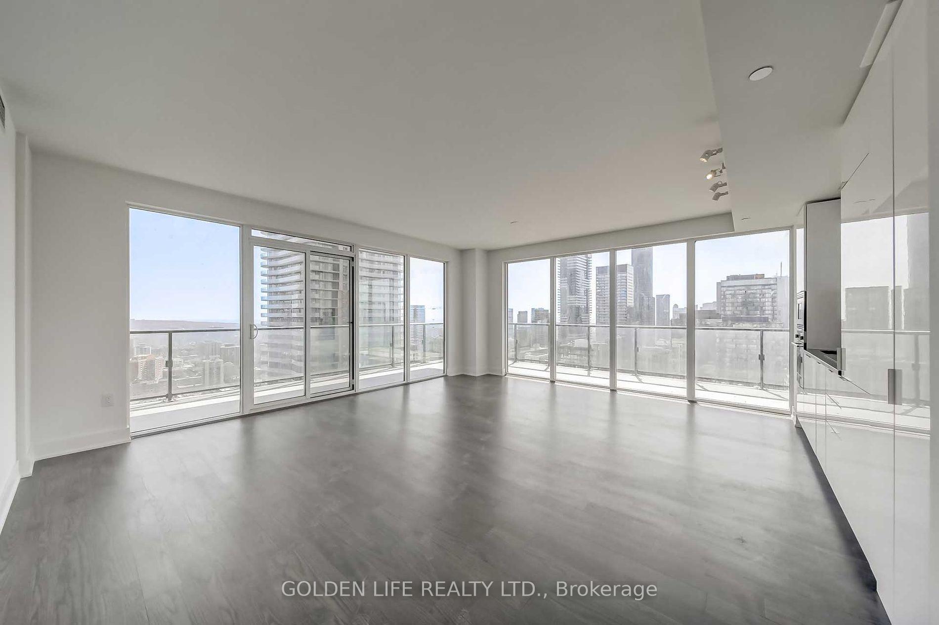 Photo 10 of Unit 3802, 955 Bay Street, Toronto, Bay Street Corridor — HOMEH
