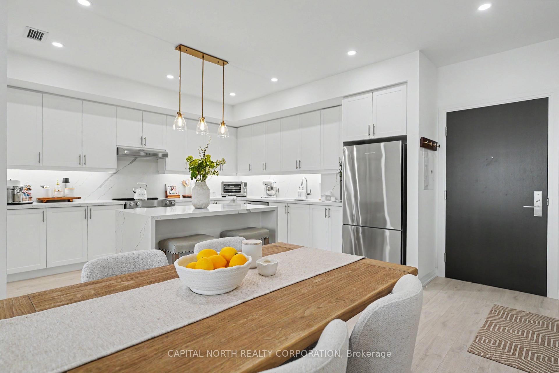 Photo 3 of Unit 703, 9000 Jane Street, Vaughan, Vellore Village — HOMEH
