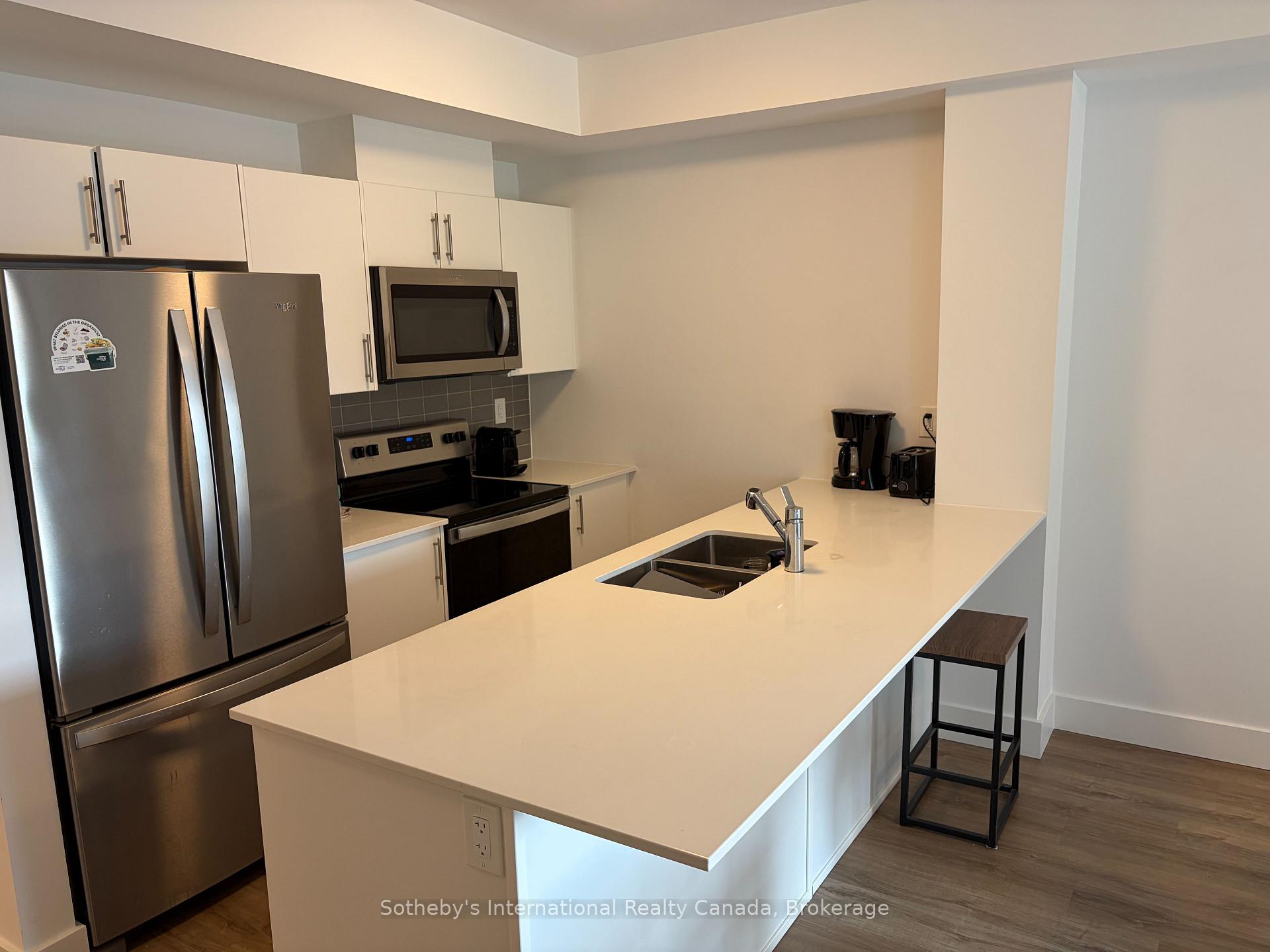 Photo 3 of 4 Kimberly Lane, Collingwood — HOMEH