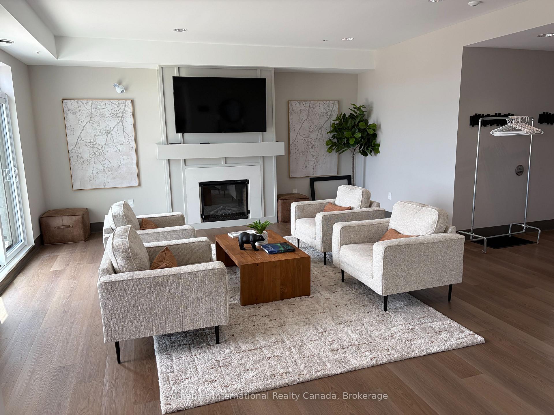 Photo 17 of 4 Kimberly Lane, Collingwood — HOMEH