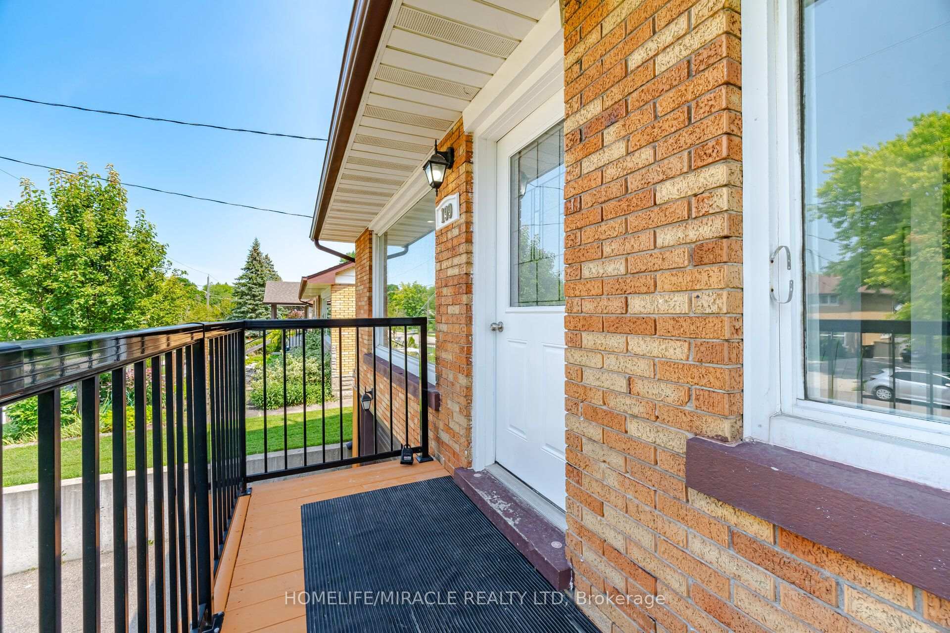 Photo 4 of 199 Allen Street E, Waterloo, Uptown Waterloo — HOMEH