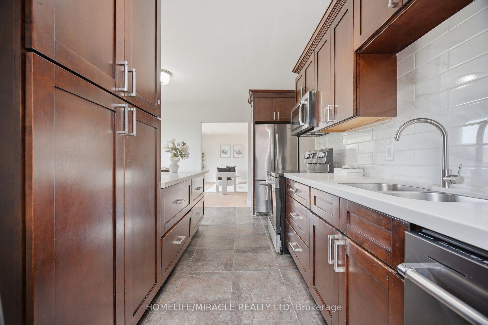 Photo 15 of 199 Allen Street E, Waterloo, Uptown Waterloo — HOMEH
