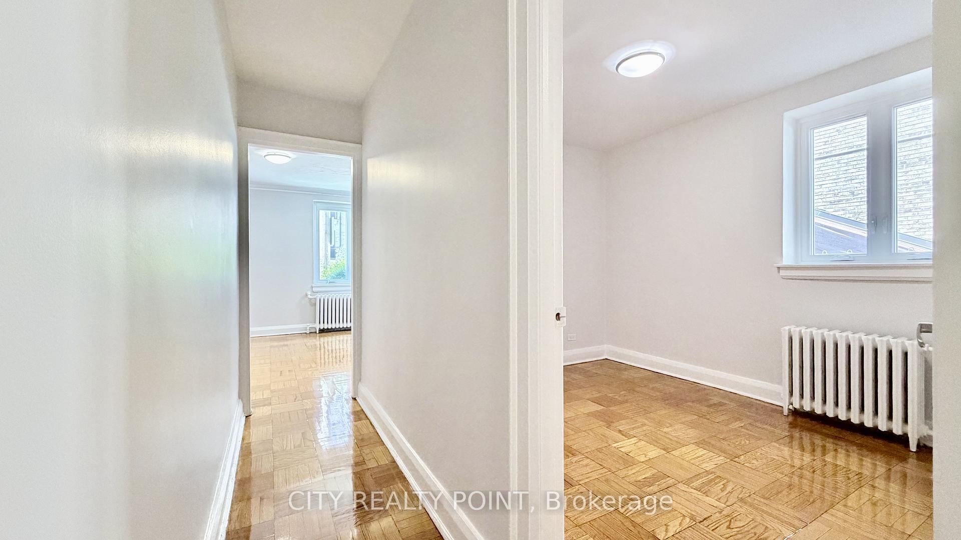 Photo 6 of Unit 218, 396 Avenue Road, Toronto, Casa Loma — HOMEH