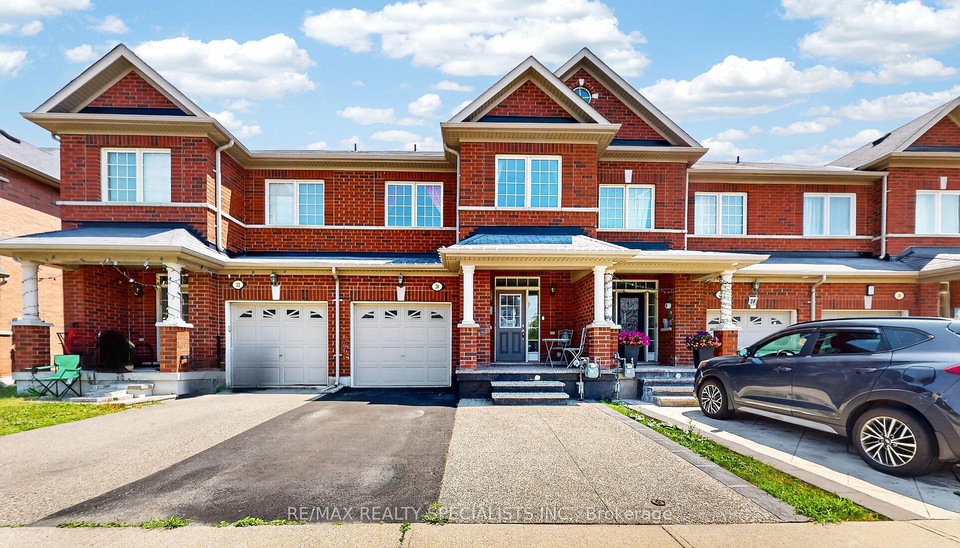 Photo 1 of 30 Pendulum Circle, Brampton, Sandringham-Wellington — HOMEH