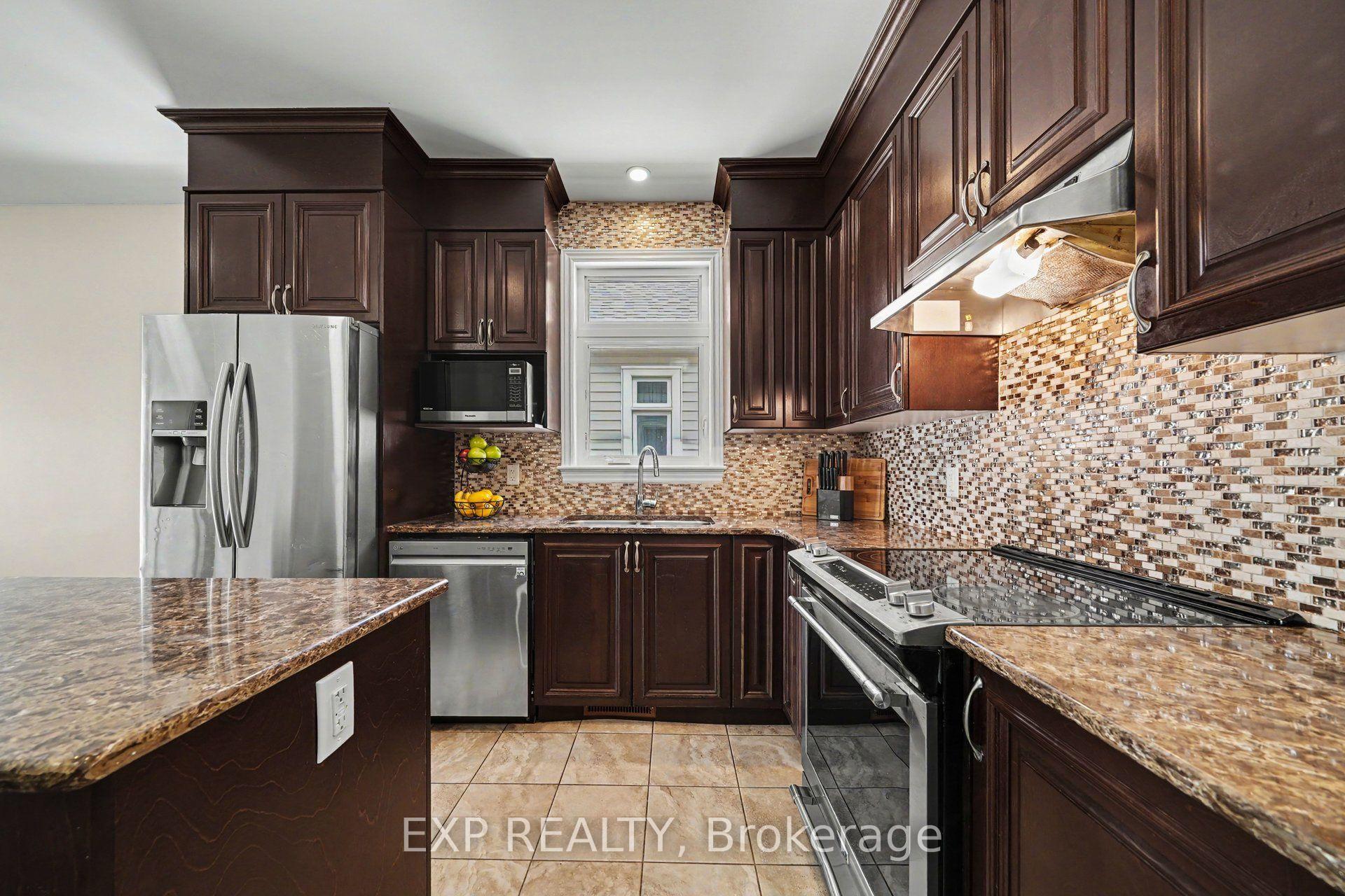 Photo 7 of 279 Brambling Way, Ottawa, Barrhaven - Half Moon Bay — HOMEH