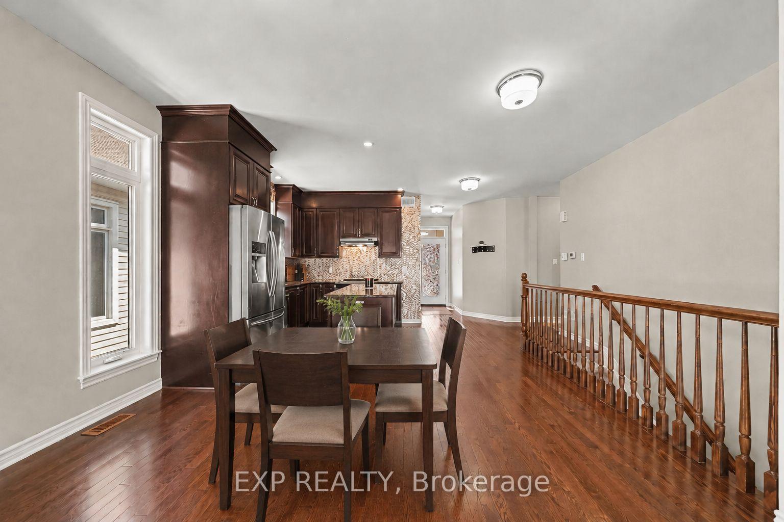 Photo 10 of 279 Brambling Way, Ottawa, Barrhaven - Half Moon Bay — HOMEH
