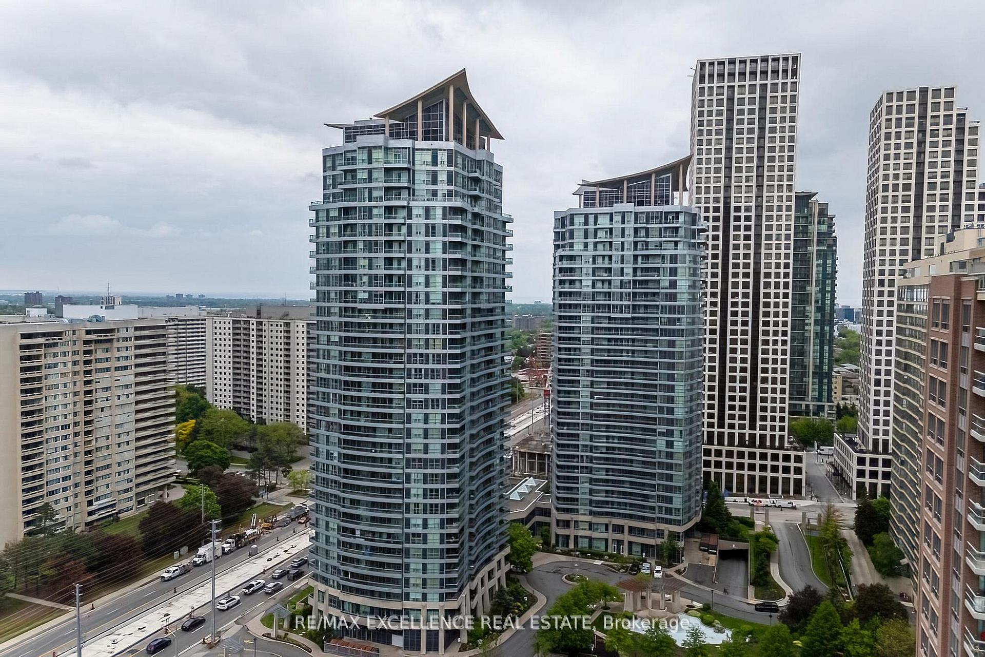 Photo 4 of Unit 2102, 33 Elm Drive, Mississauga, City Centre — HOMEH
