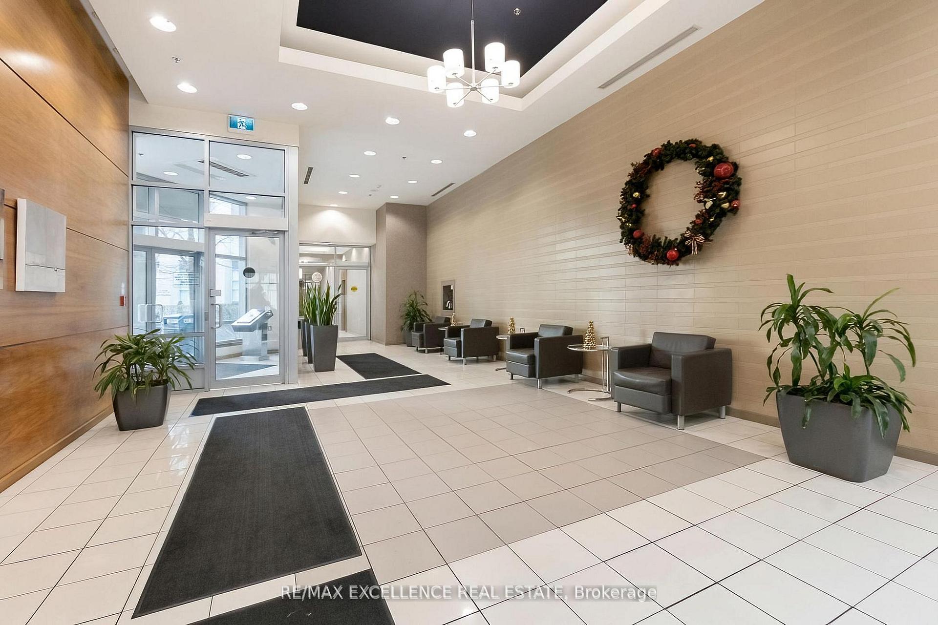 Photo 7 of Unit 2102, 33 Elm Drive, Mississauga, City Centre — HOMEH