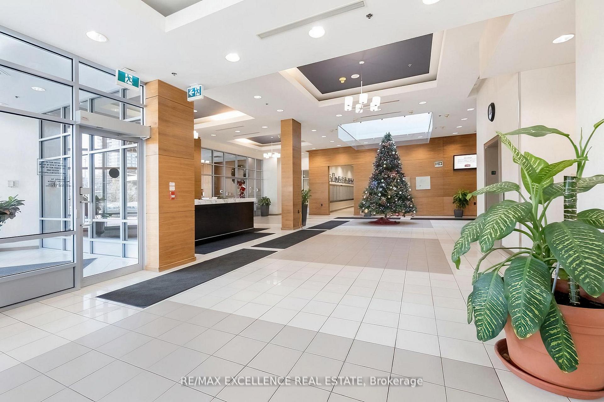 Photo 8 of Unit 2102, 33 Elm Drive, Mississauga, City Centre — HOMEH