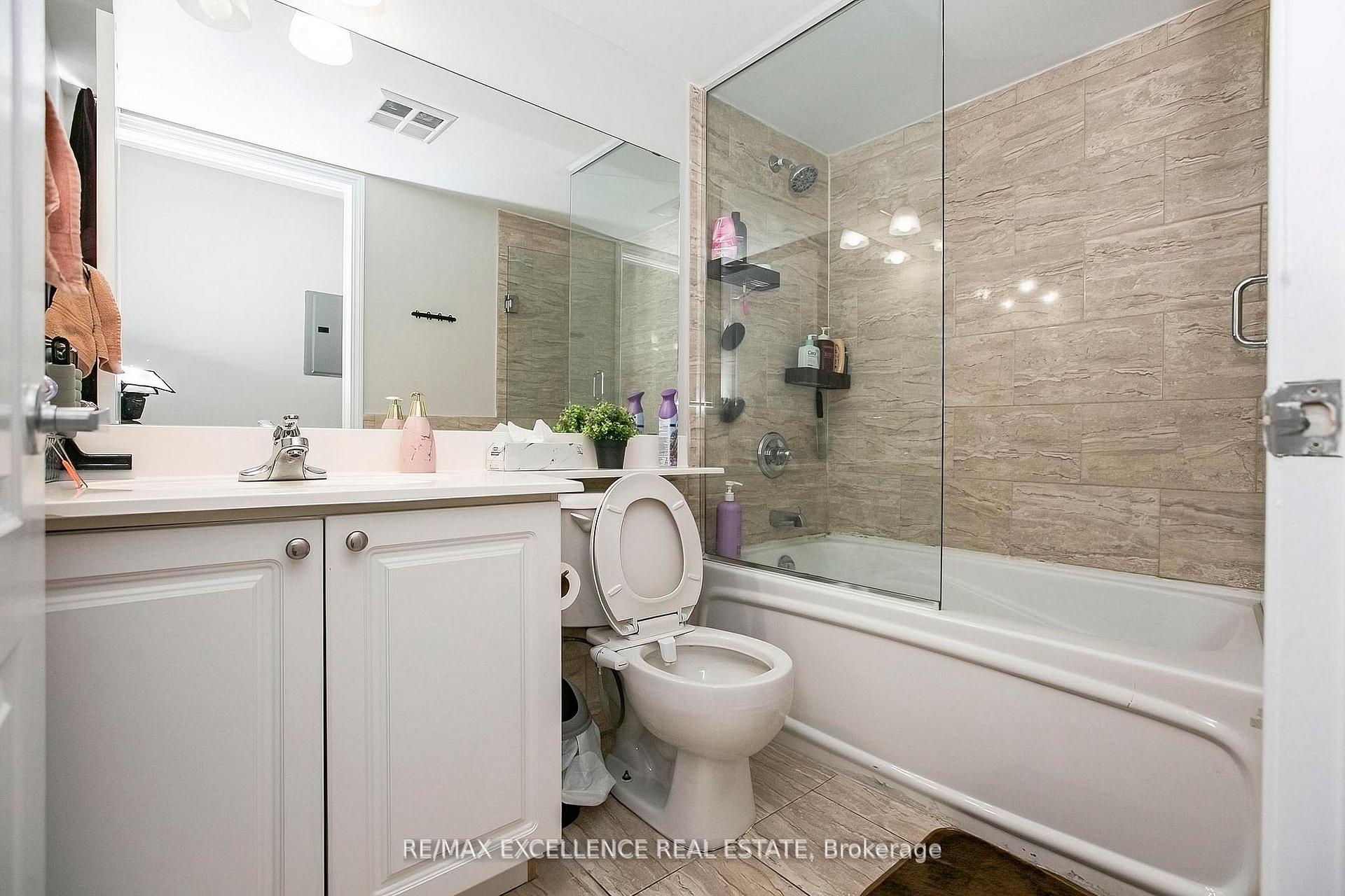Photo 28 of Unit 2102, 33 Elm Drive, Mississauga, City Centre — HOMEH