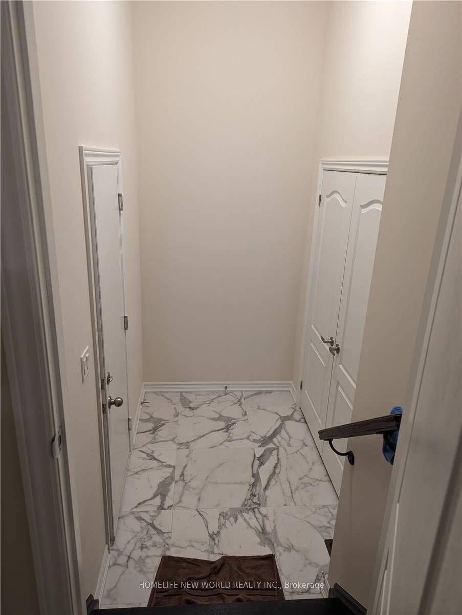 Photo 3 of 295 Danny Wheeler Boulevard, Georgina, Keswick North — HOMEH