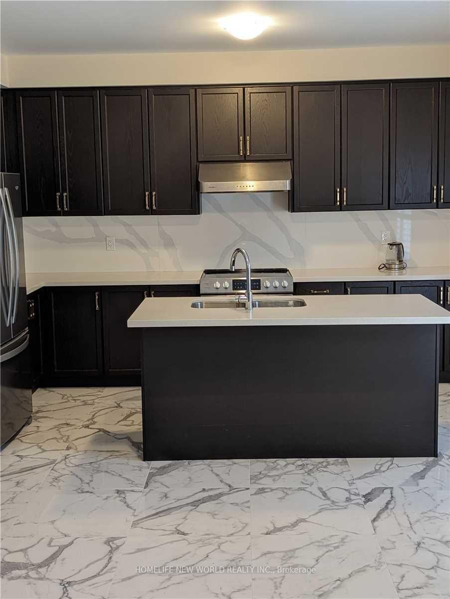 Photo 4 of 295 Danny Wheeler Boulevard, Georgina, Keswick North — HOMEH