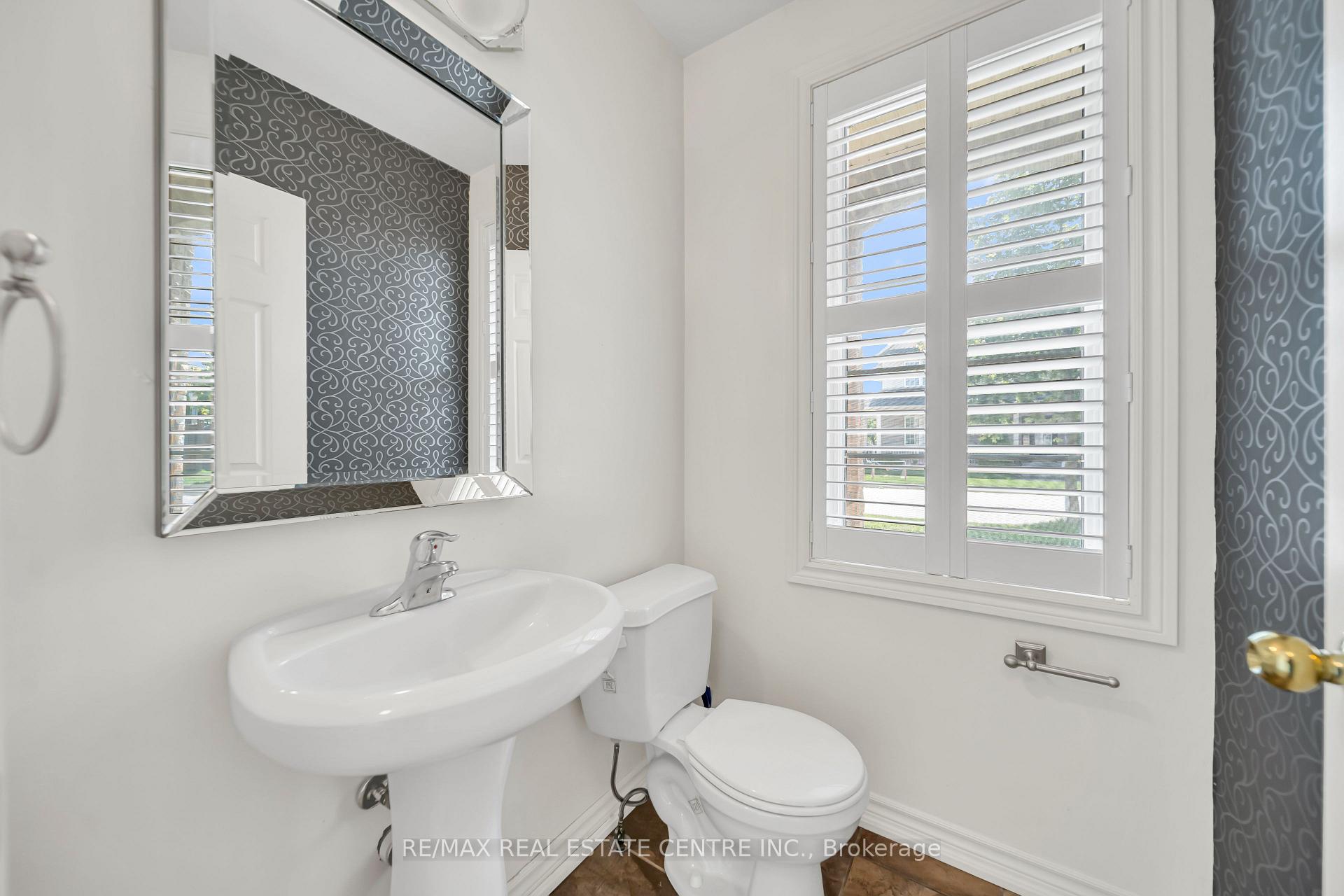 Photo 13 of 4215 Cole Crescent, Burlington, Alton — HOMEH