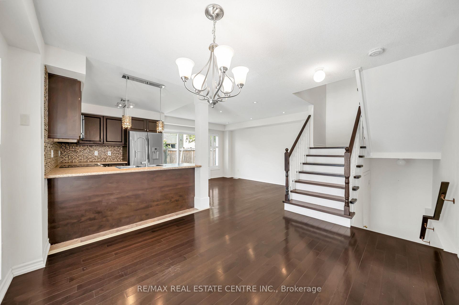 Photo 17 of 4215 Cole Crescent, Burlington, Alton — HOMEH