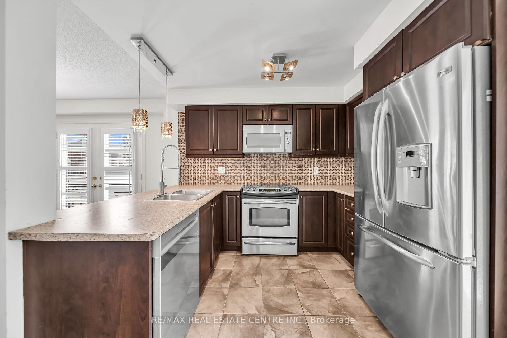 Photo 26 of 4215 Cole Crescent, Burlington, Alton — HOMEH