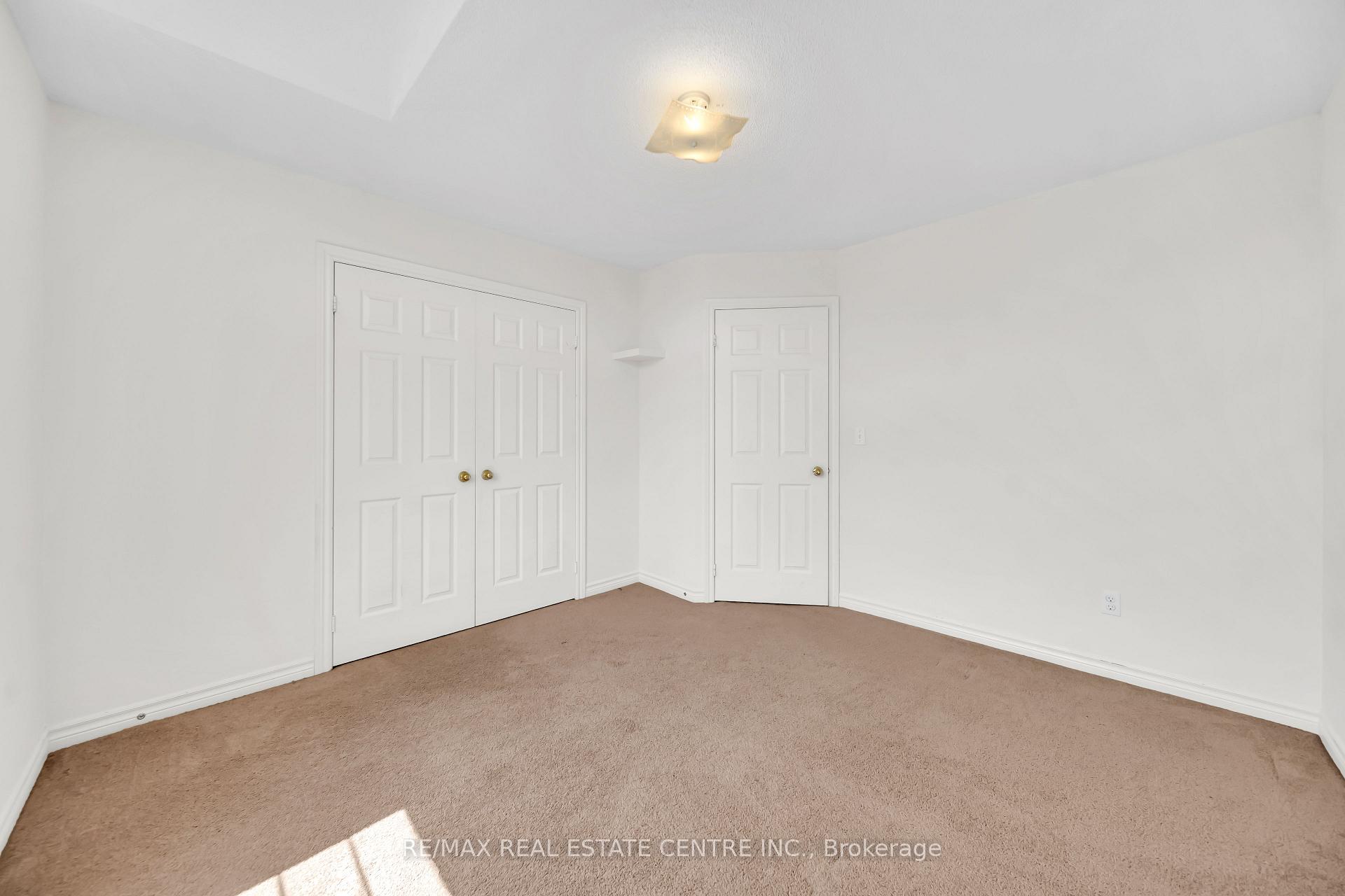 Photo 37 of 4215 Cole Crescent, Burlington, Alton — HOMEH