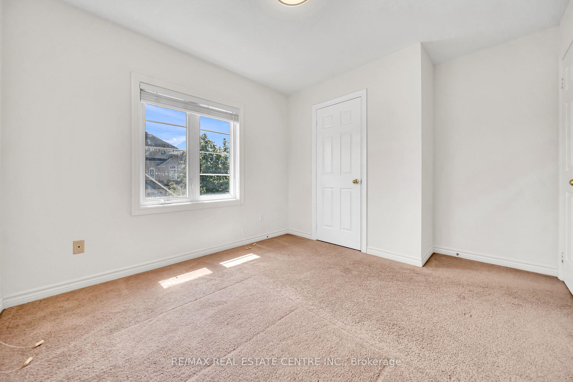Photo 42 of 4215 Cole Crescent, Burlington, Alton — HOMEH