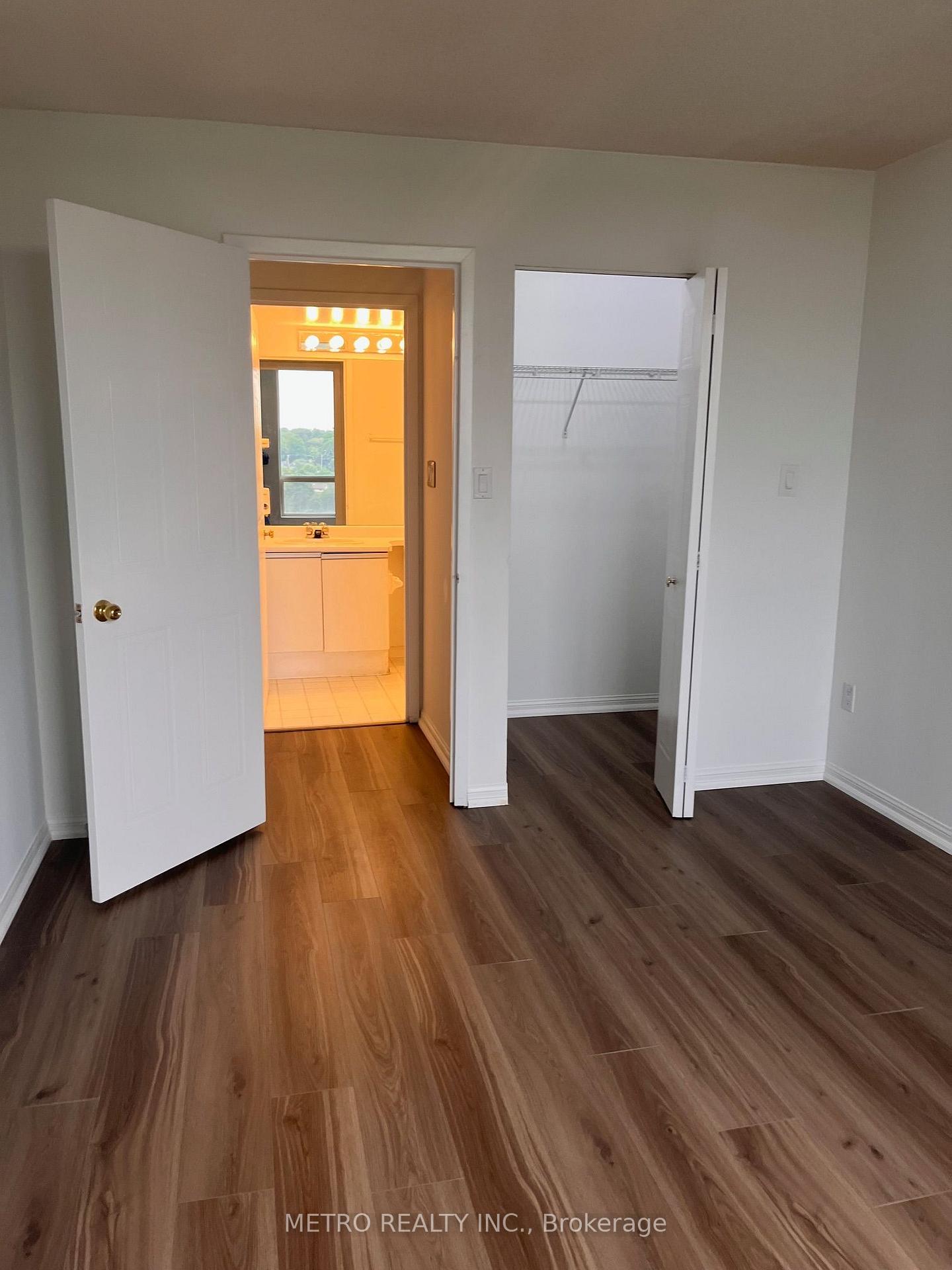Photo 6 of Unit 1405, 1 Hickory Tree Road, North York, Weston — HOMEH