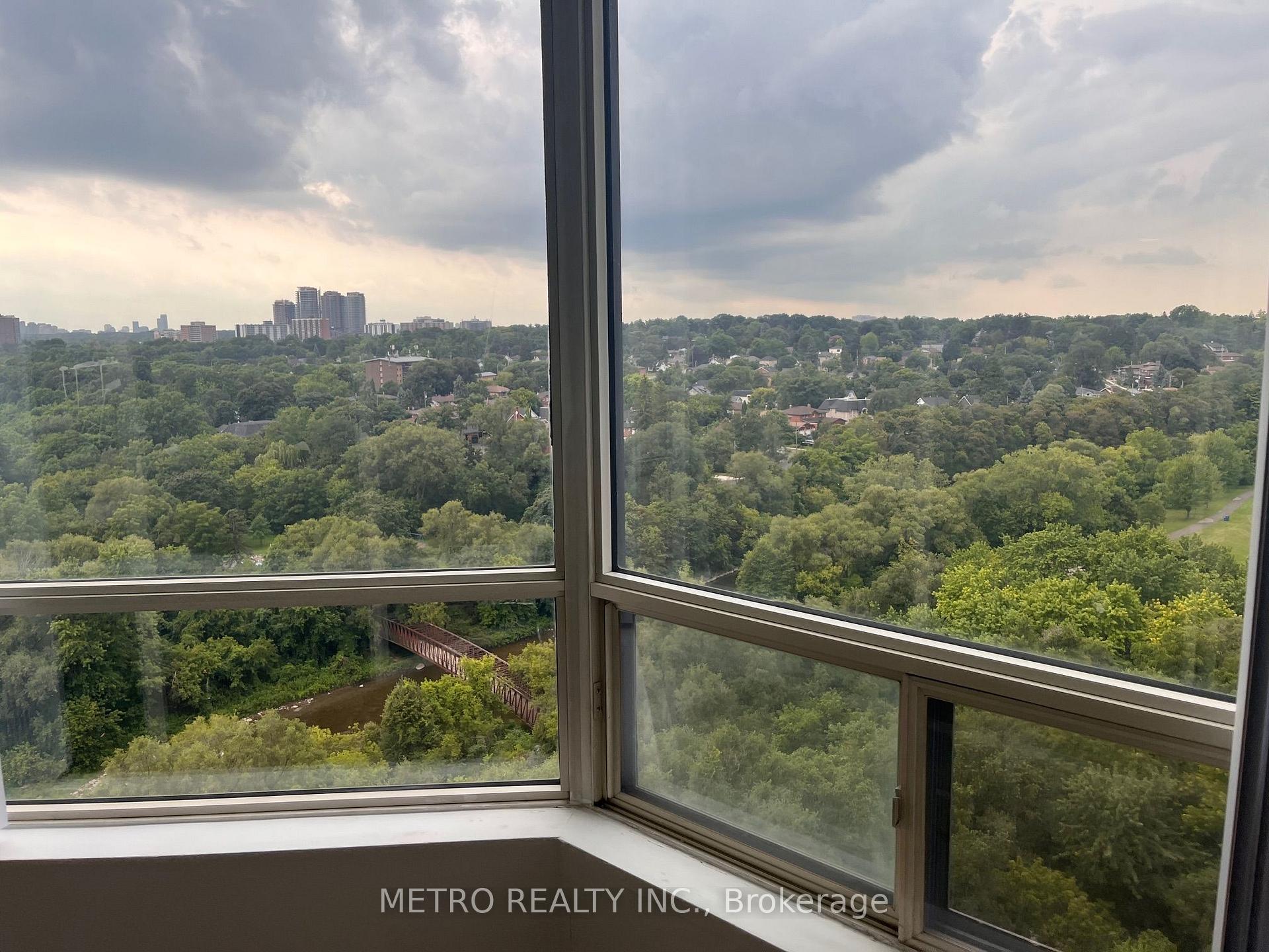 Photo 13 of Unit 1405, 1 Hickory Tree Road, North York, Weston — HOMEH