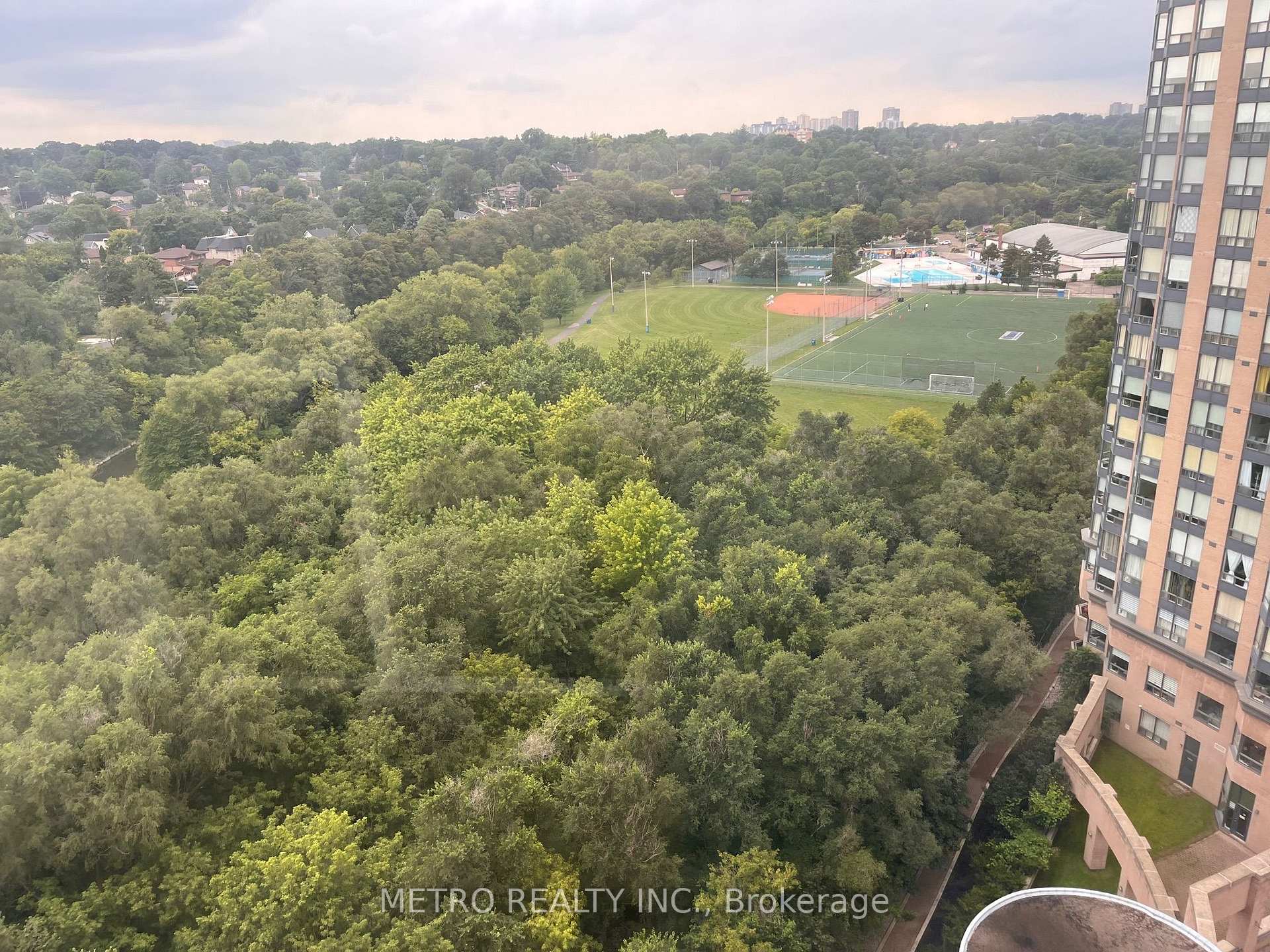 Photo 16 of Unit 1405, 1 Hickory Tree Road, North York, Weston — HOMEH